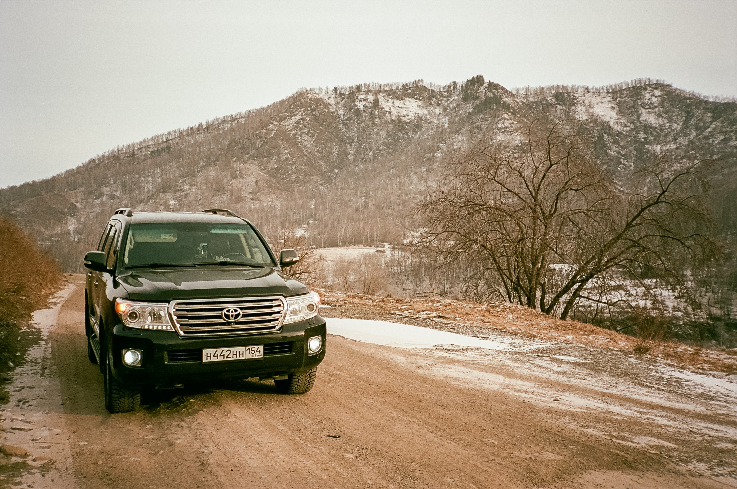 Семинский перевал / 19 декабря 2023 года (-18℃) / Kodak Aerocolor IV