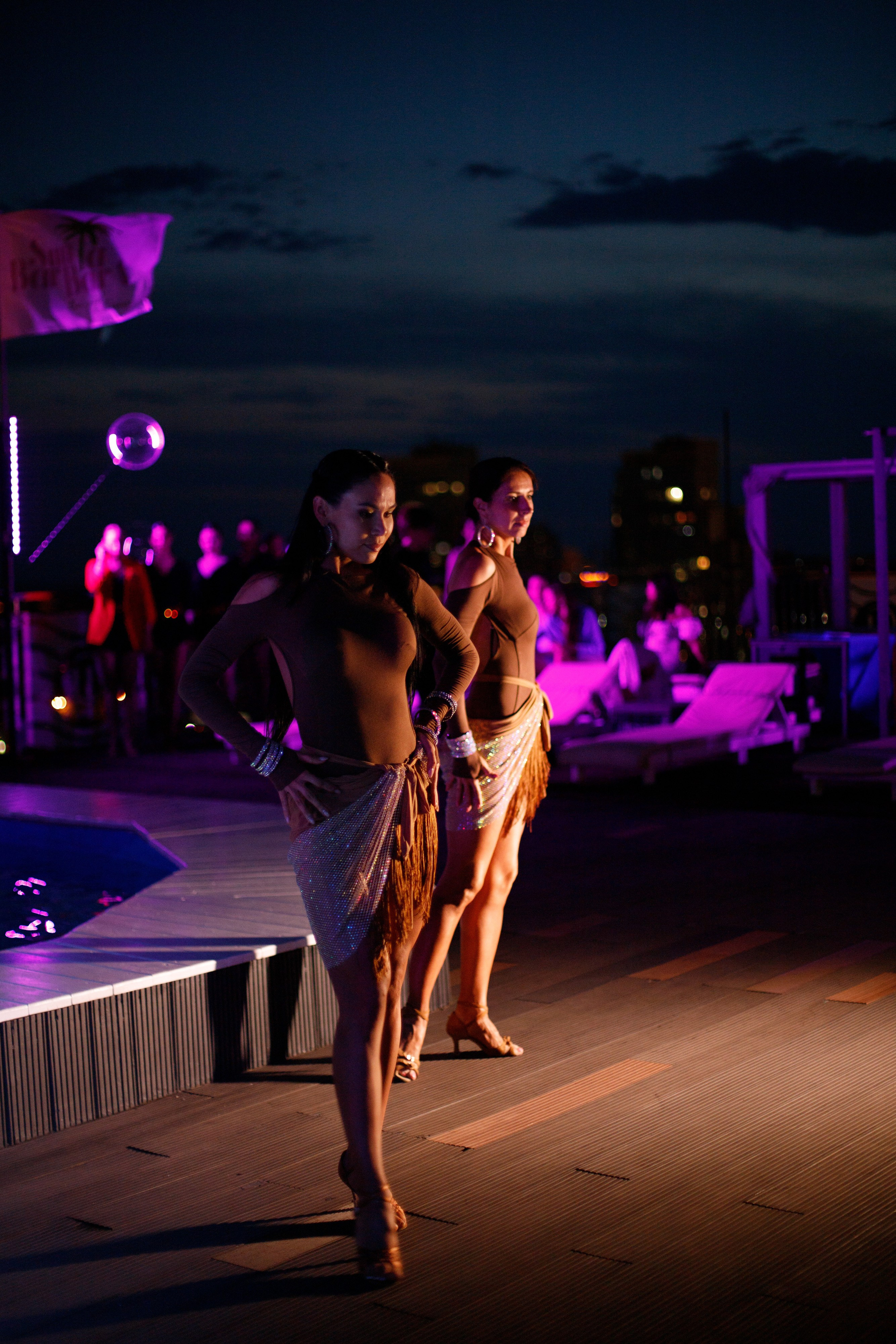 СОБРАНИЕ — ПРЕЗЕНТАЦИЯ НОВОГО НОМЕРА. СВОИ. ФОТООТЧЕТЫ-СОБЫТИЯ-МЕСТА