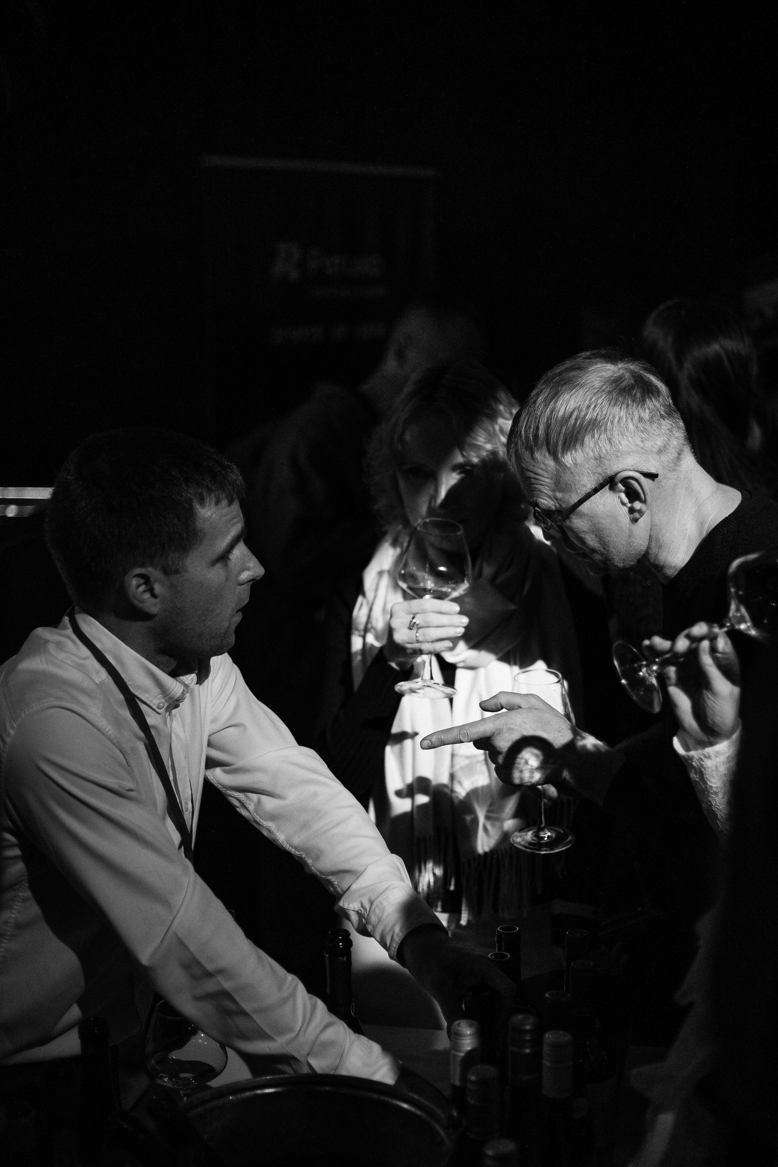 ВИННЫЙ ФЕСТИВАЛЬ. СВОИ. ФОТООТЧЕТЫ-СОБЫТИЯ-МЕСТА