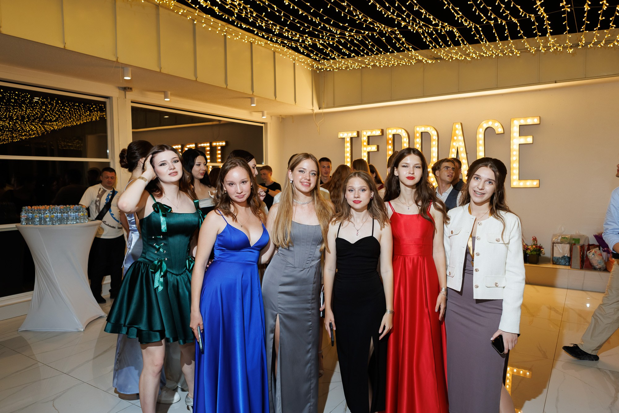 Выпускной вечер в Севастопольской гимназии № 1 имени А. С. Пушкина. Свадебный фотограф, фотосъемка в Крыму, Севастополе, Симферополе, Ялте