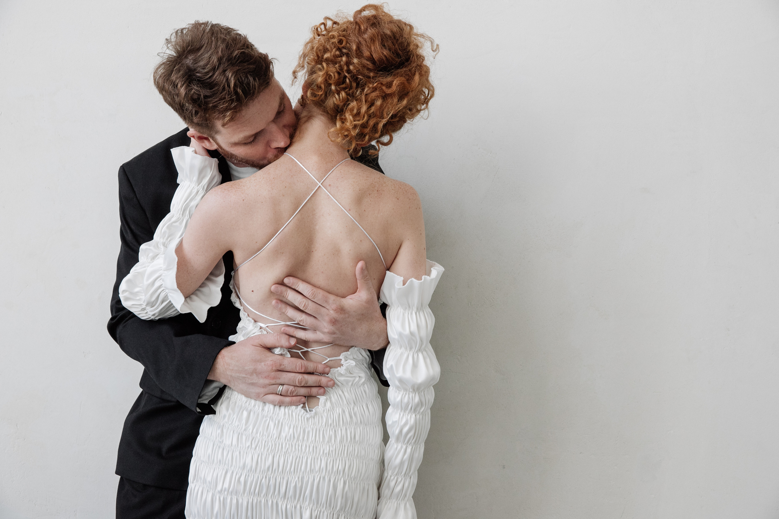 Свадебная фотосессия в студии. Свадебный фотограф в Москве Элина Ларченкова. Фото, которые цепляют