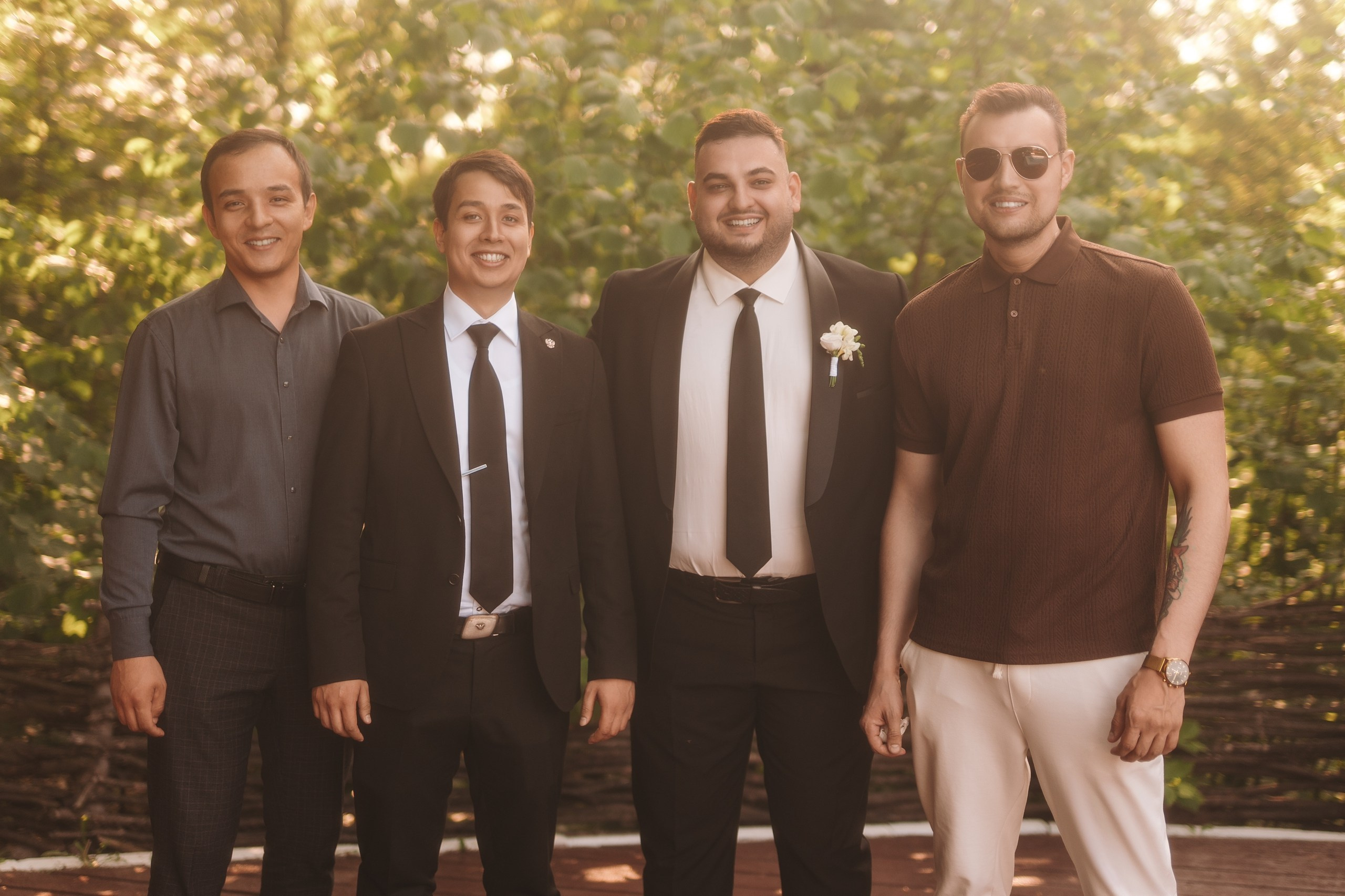 Свадьба 7 июня 2026 года — фотосессия, ЗАГС и банкет в шатре «Под облаками» в Нагаево с ведущим Артуром Ильясовым