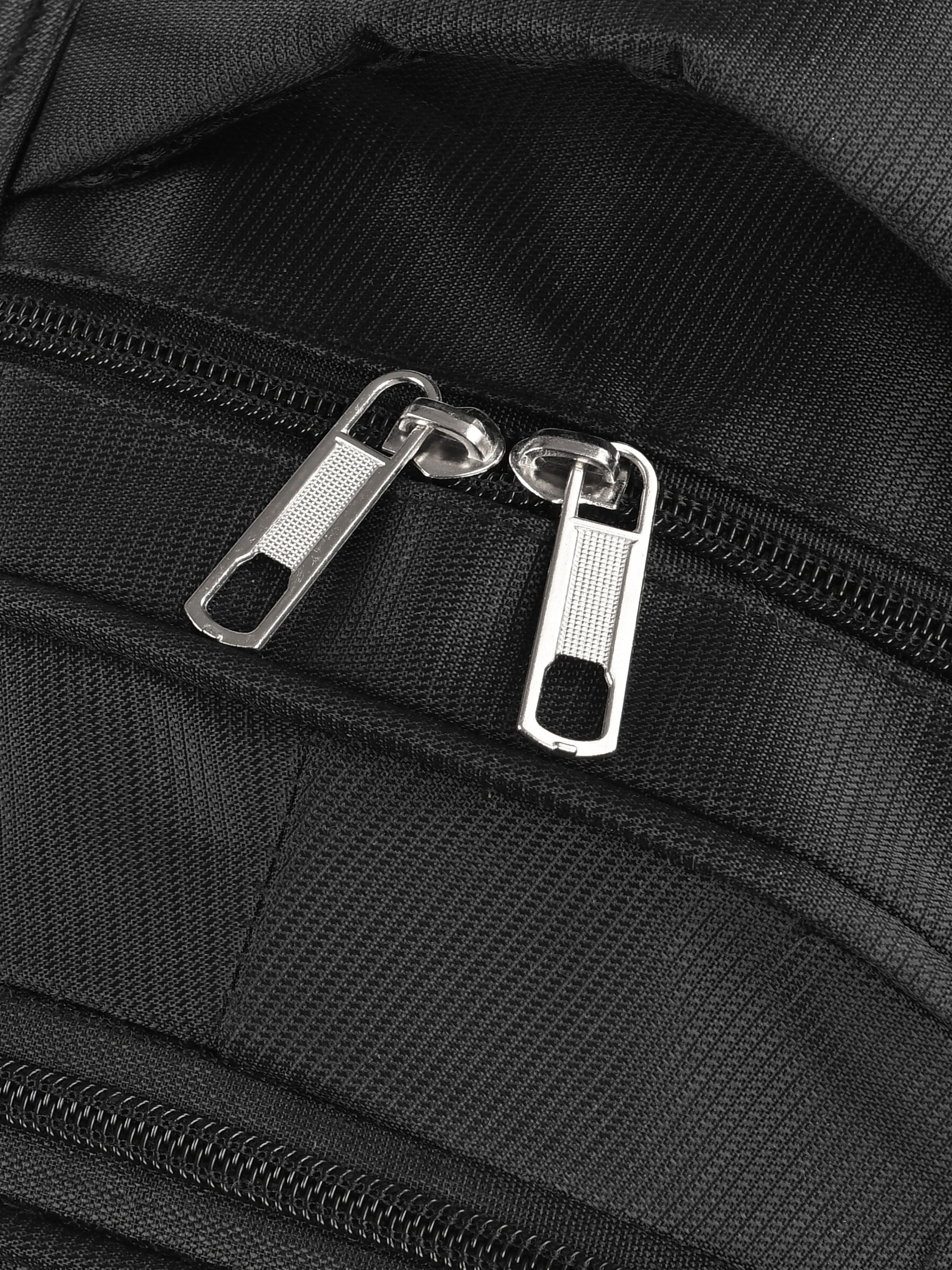 Съёмка сумок, рюкзаков и чемоданов для маркетплейсов. Фотосъёмка сумок, в Москве. Предметный фотограф Константин Агафонов — предметная съёмка и фотосъёмка в Москве