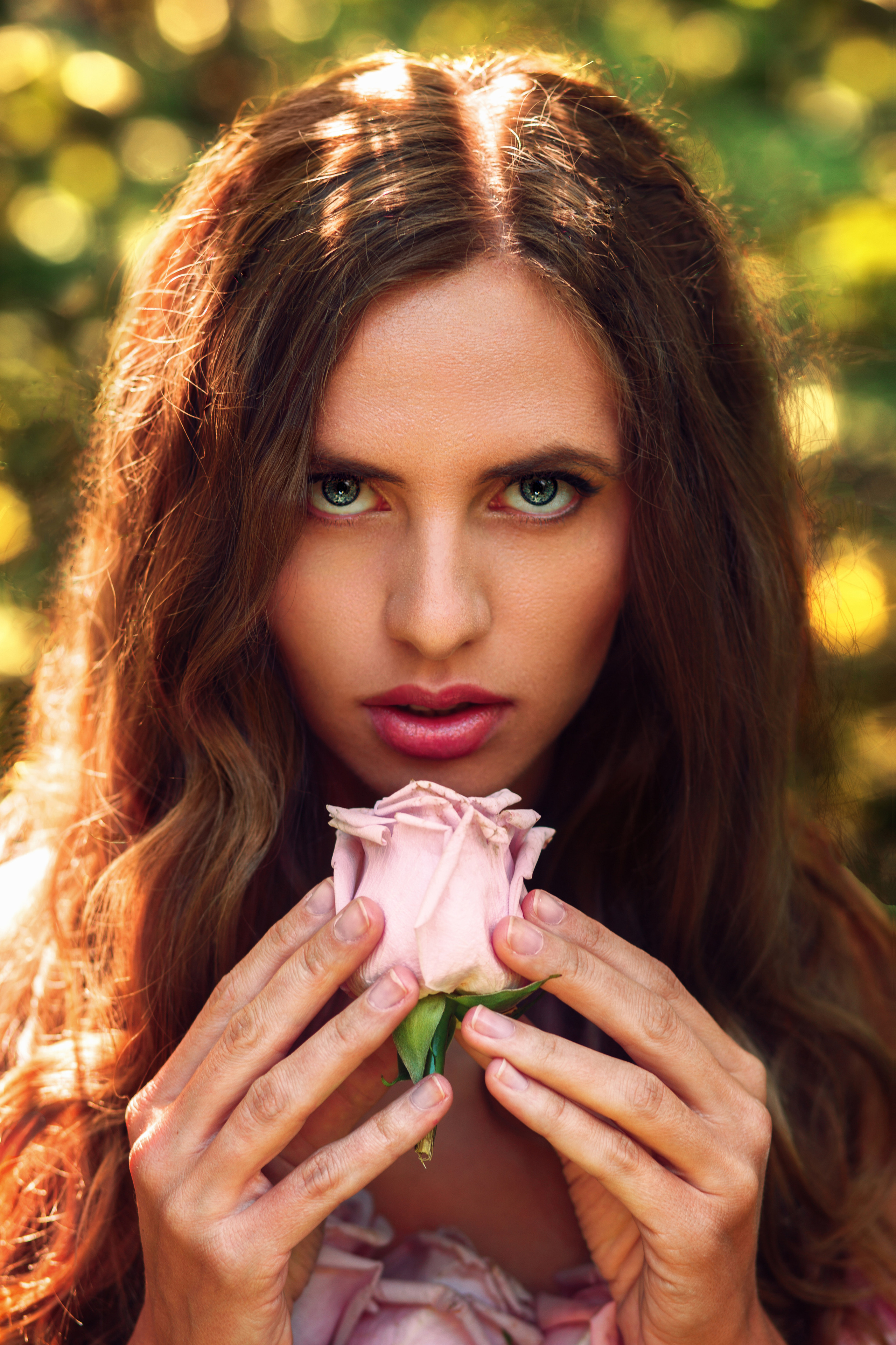 Фотограф Мария Аванесова - женский портрет с цветами