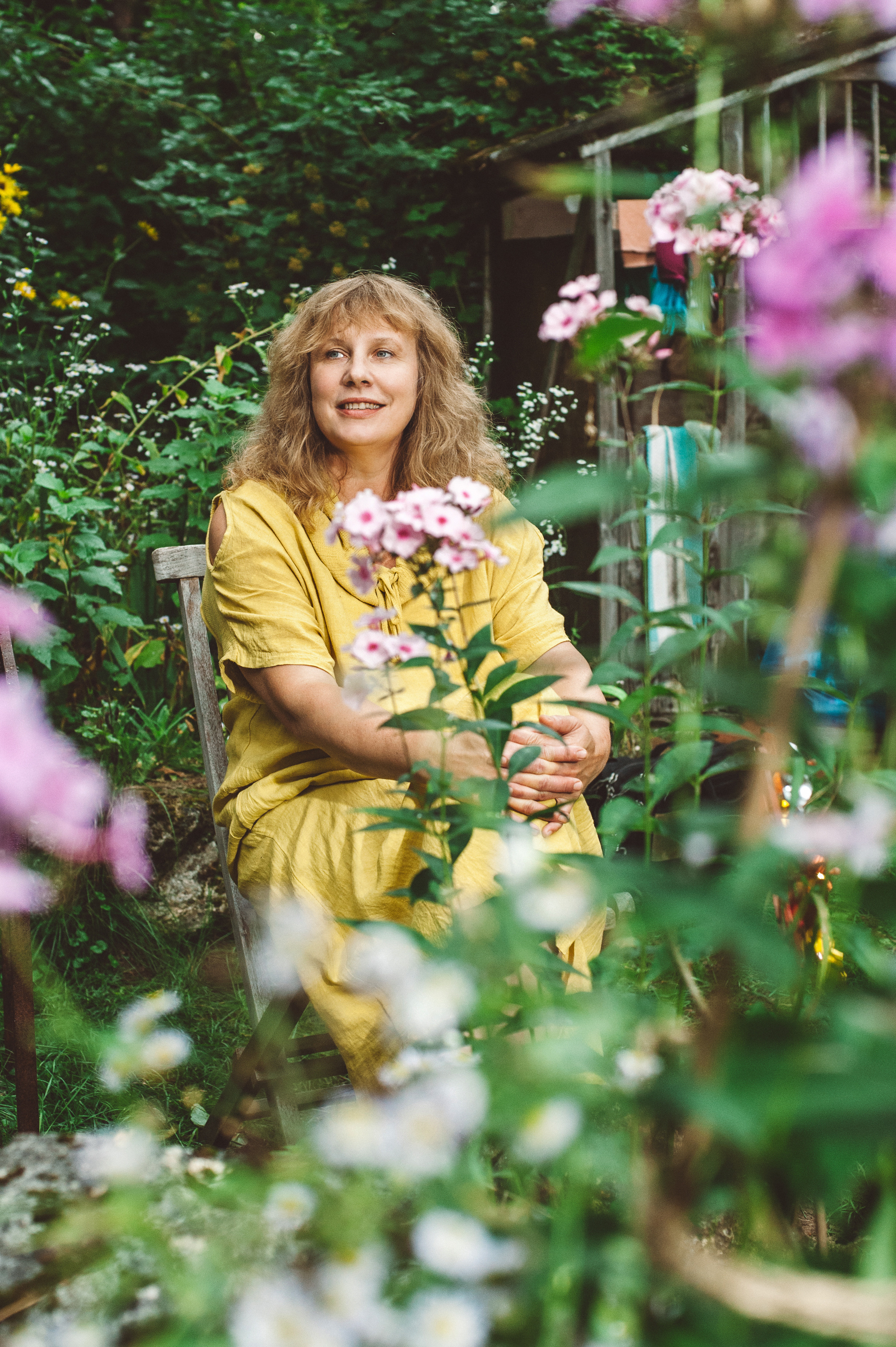 Семейная фотосессия с дачи, когда вся семья в сборе. Семейный фотограф в Москве Елена Снегирева