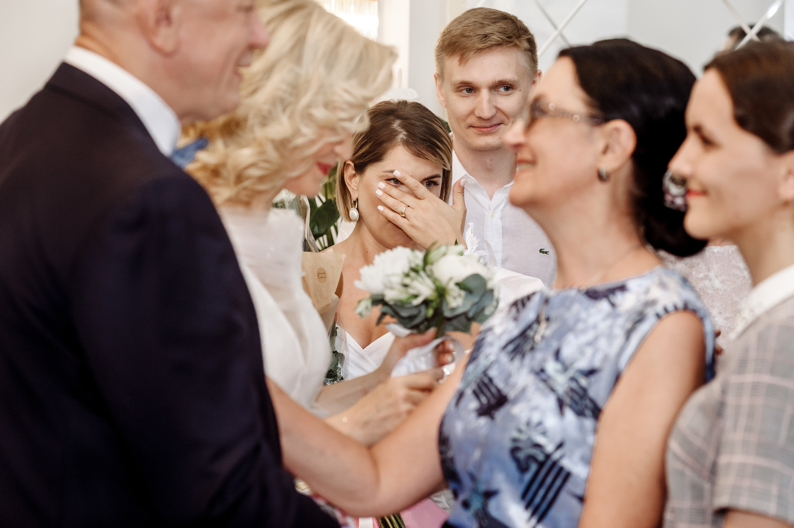 Свадебная фотосессия молодожен за 50 в прекрасный летний день. Семейный фотограф в Москве Елена Снегирева