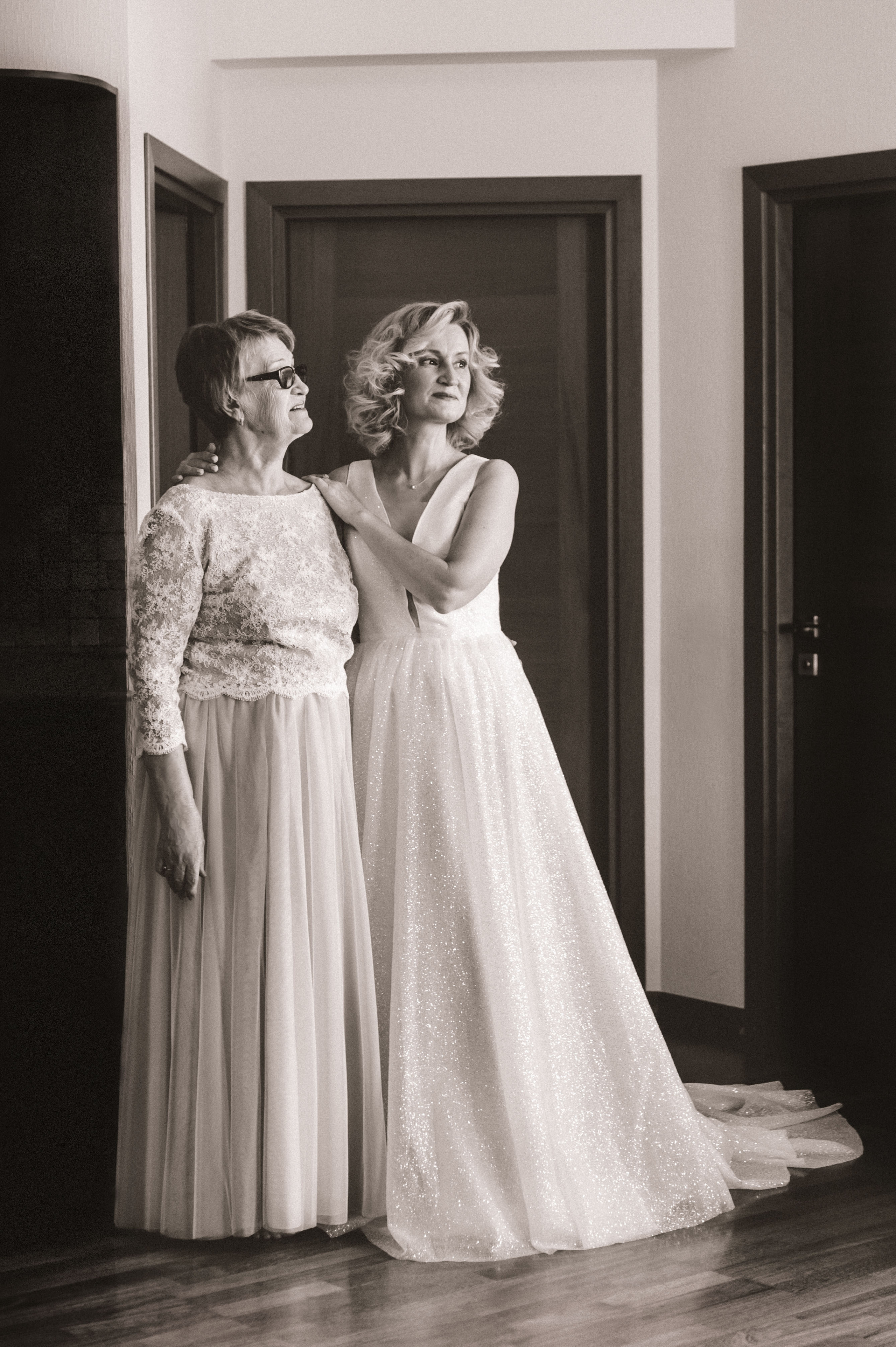 Свадебная фотосессия молодожен за 50 в прекрасный летний день. Семейный фотограф в Москве Елена Снегирева