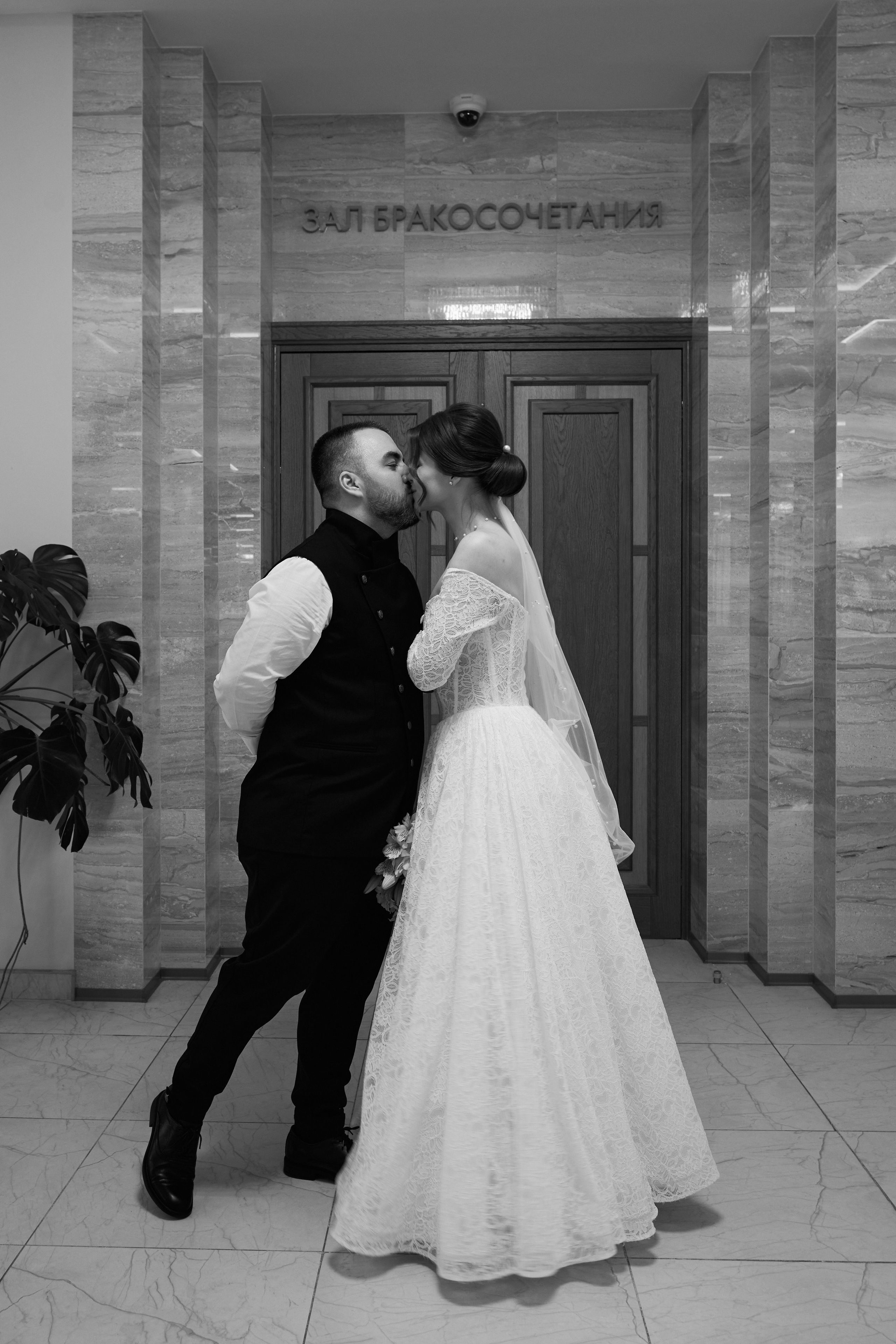 Классические сборы в отеле. Роспись в 4 ЗАГСе и съемка в оранжерее Цицина РАН. Любовь Юсупова. Фотограф