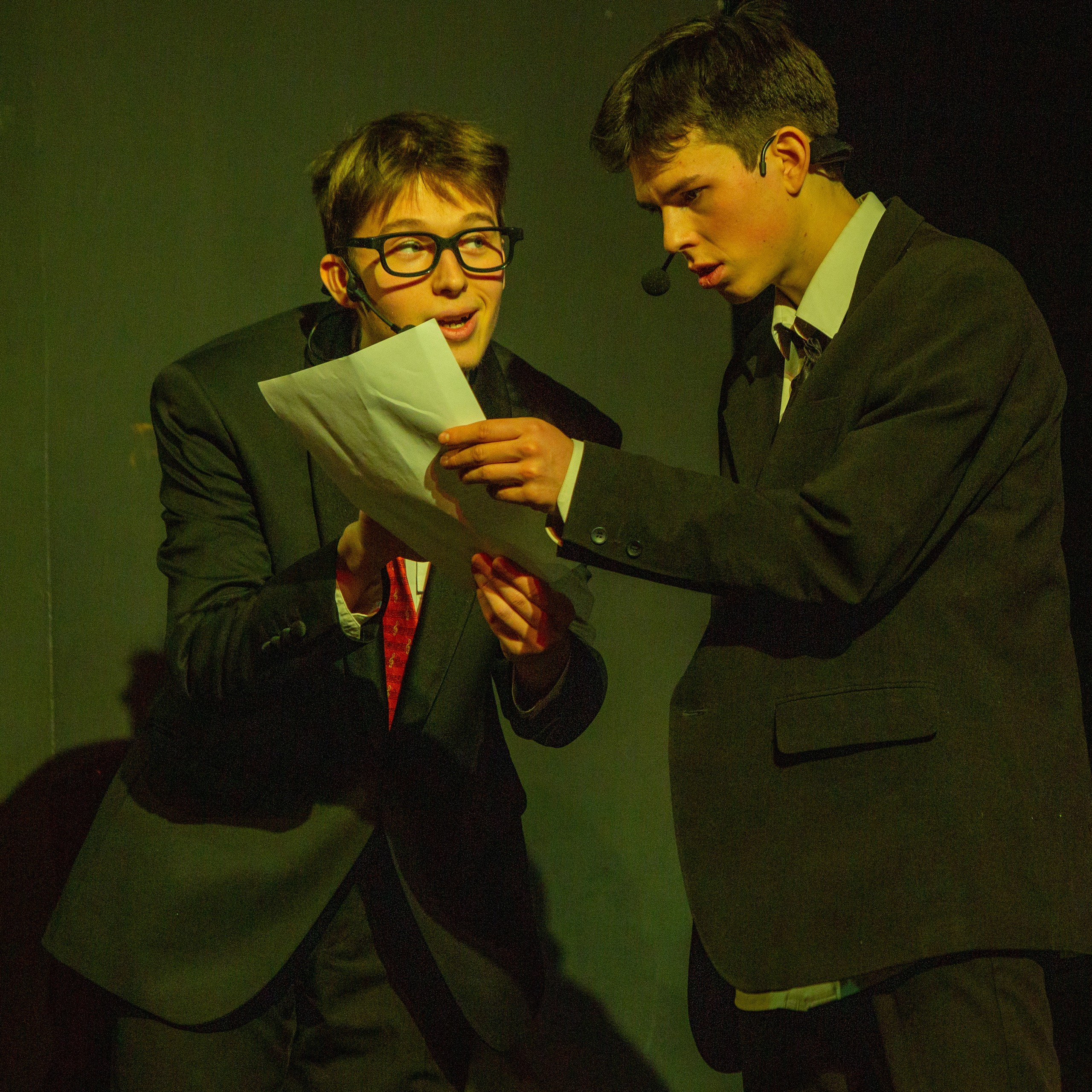 ОТКРОЙ ГЛАЗА УЧЕБНЫЙ ТЕАТР ЕГТИ МИХАИЛ БОВЕ. Фотограф для маркетплейсов Михаил Бове