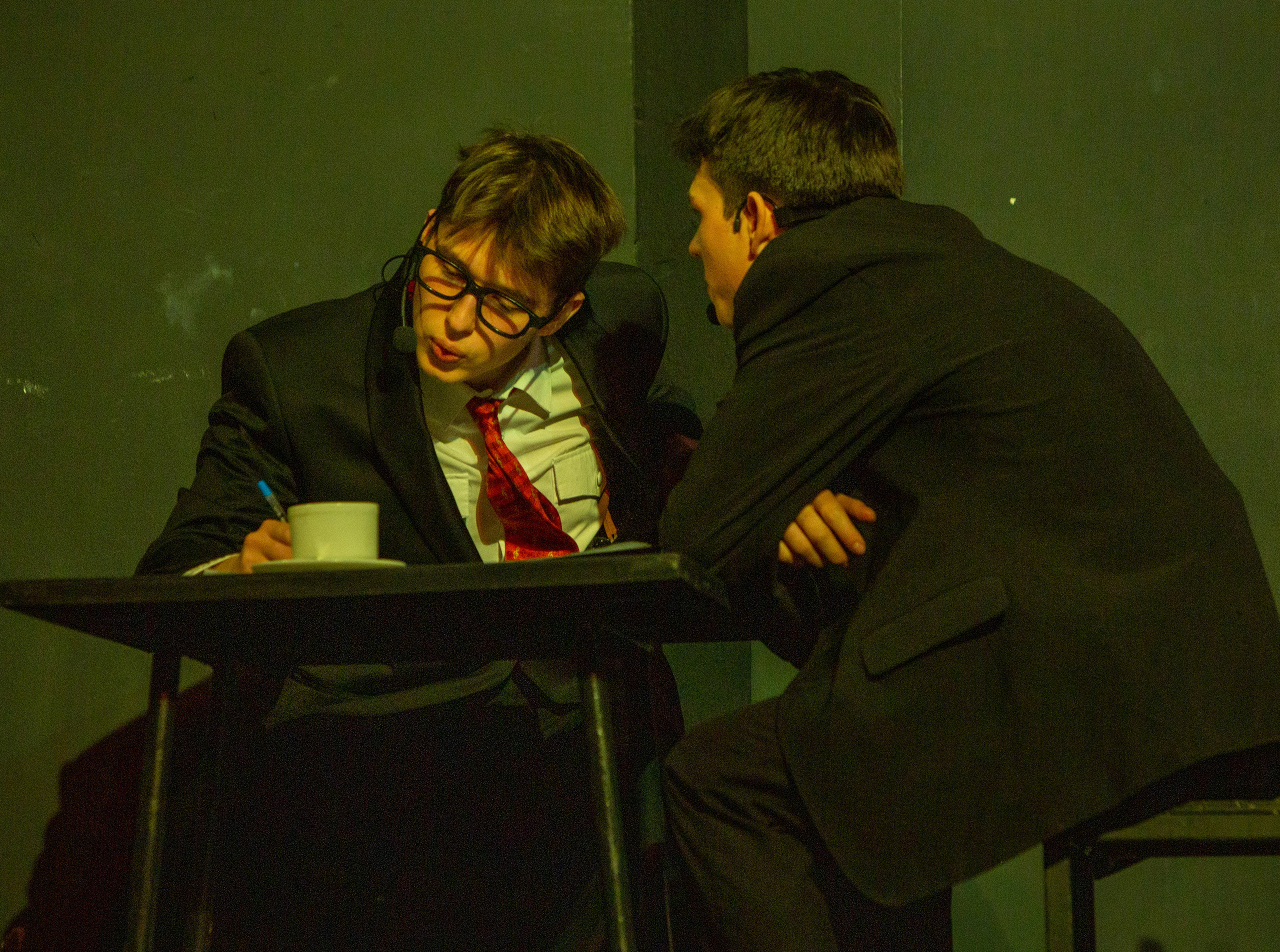 ОТКРОЙ ГЛАЗА УЧЕБНЫЙ ТЕАТР ЕГТИ МИХАИЛ БОВЕ. Фотограф для маркетплейсов Михаил Бове