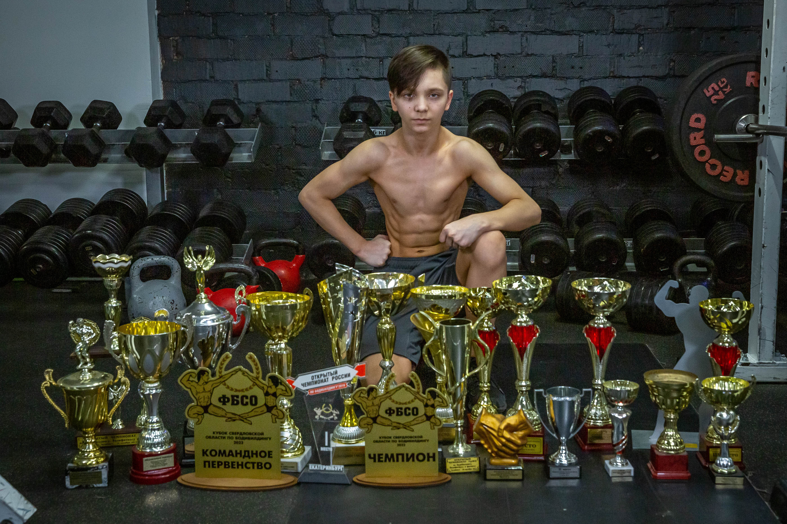 Съемка в спортклубе «СпортТема» Екатеринбург МИХАИЛ БОВЕ. Фотограф для маркетплейсов Михаил Бове