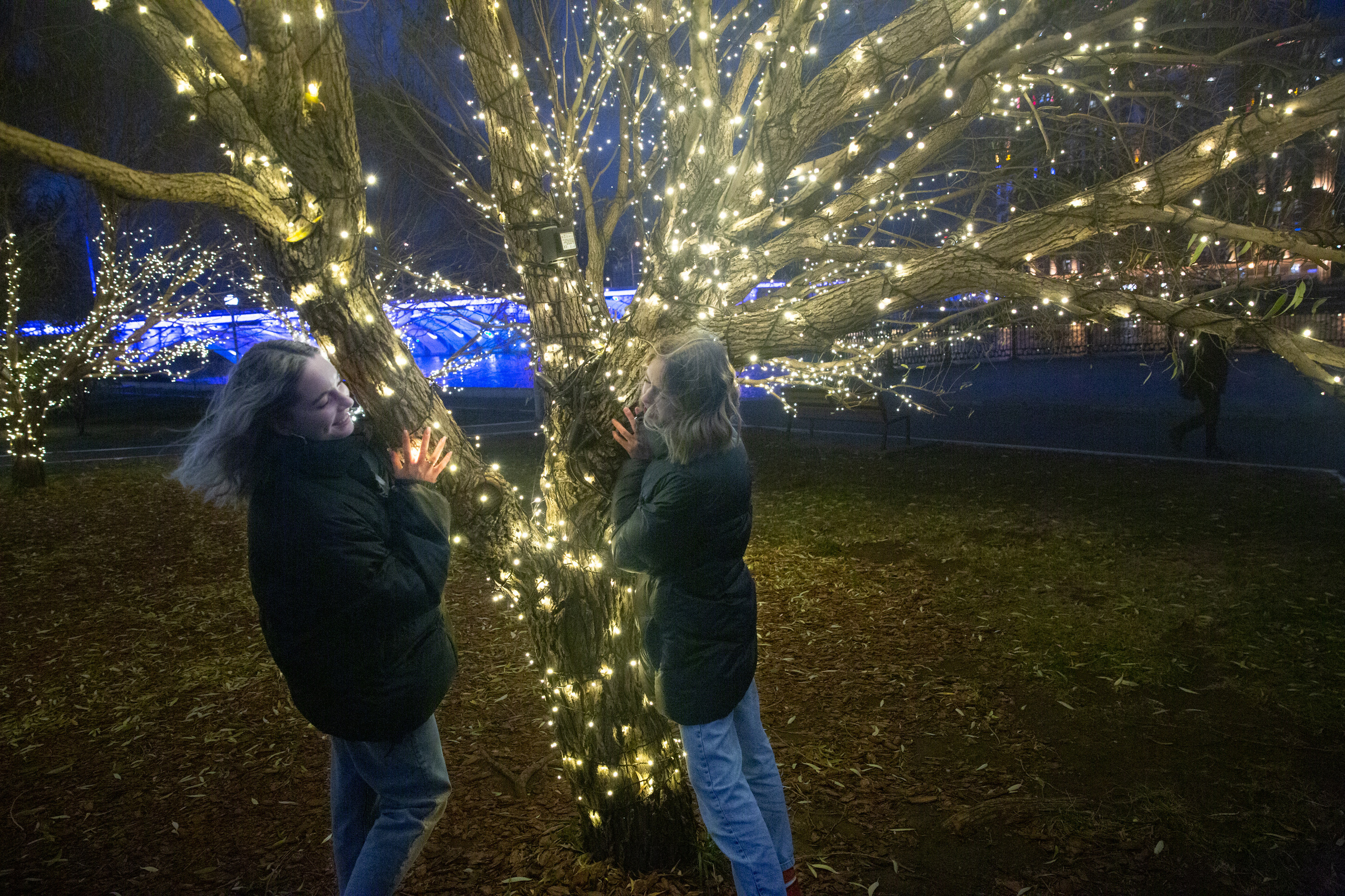САША И НАСТЯ ЕЛЬЦИН ЦЕНТР 28.10.22 МИХАИЛ БОВЕ. Фотограф для маркетплейсов Михаил Бове
