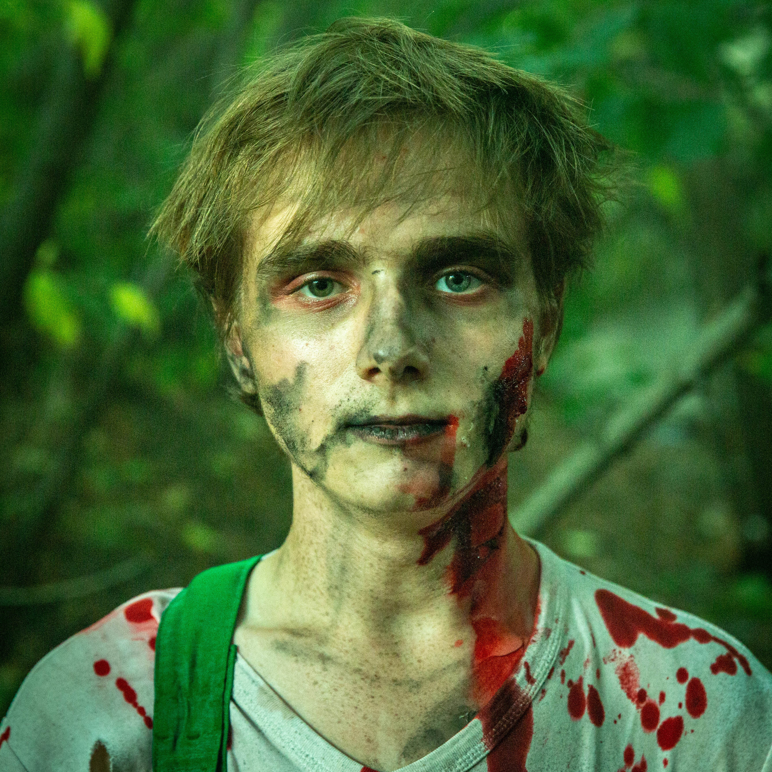 Магия света. Воркшоп Ежа «Zombie Hill» 2022. Фотограф для маркетплейсов Михаил Бове