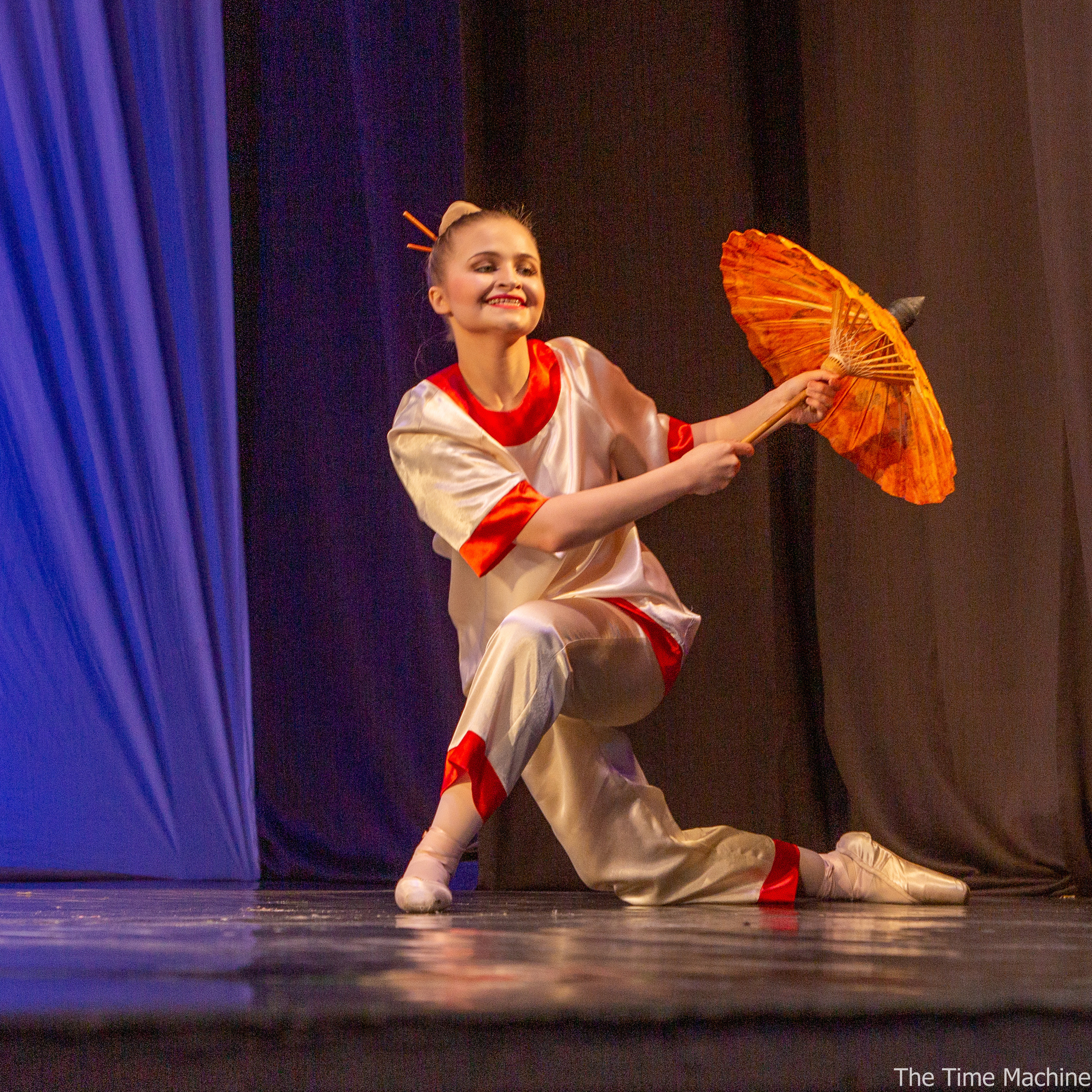 Татьянин день 2022 в Театральном институте (танцевальный). Фотограф для маркетплейсов Михаил Бове