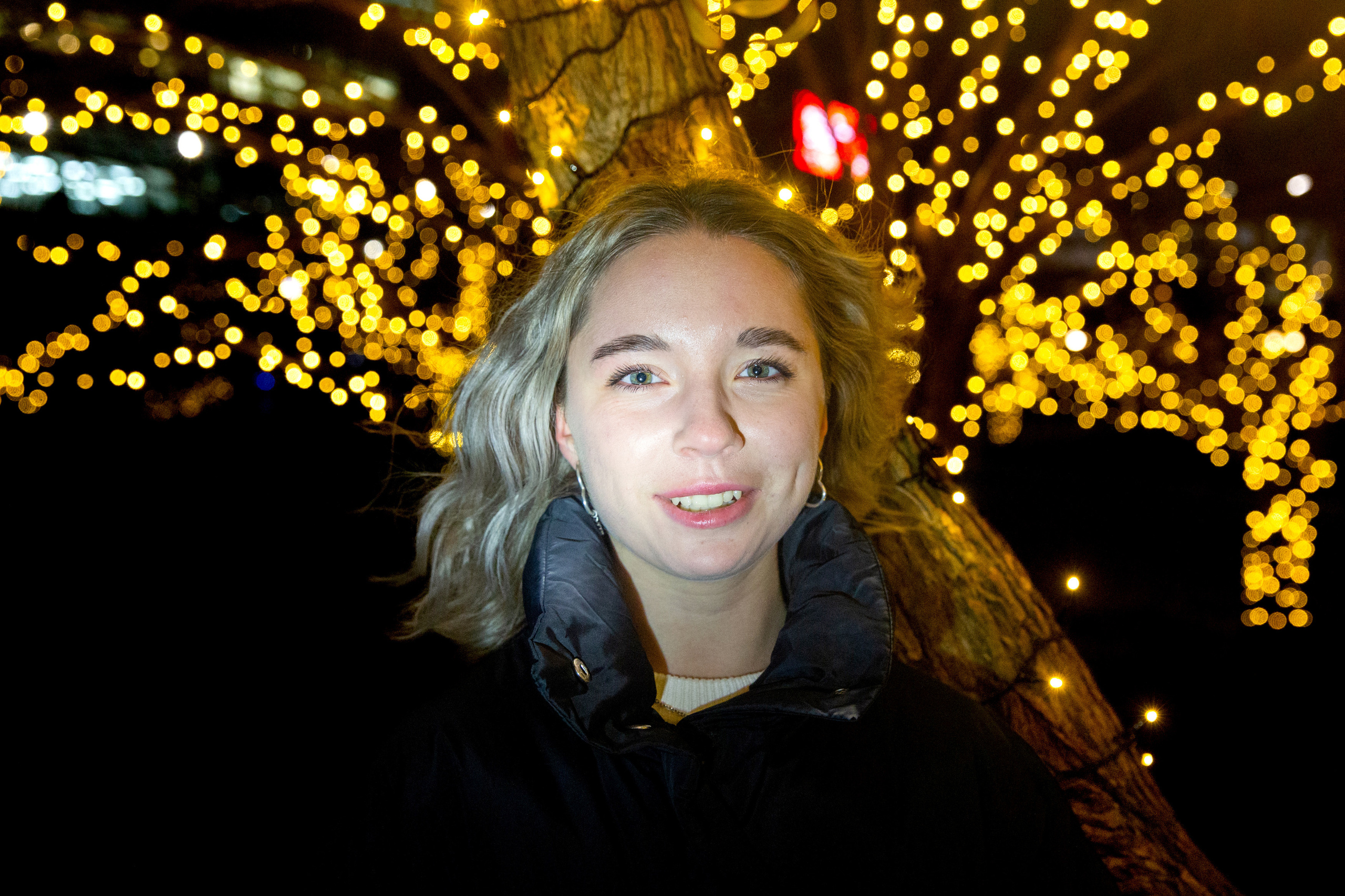 САША И НАСТЯ ЕЛЬЦИН ЦЕНТР 28.10.22 МИХАИЛ БОВЕ. Фотограф для маркетплейсов Михаил Бове