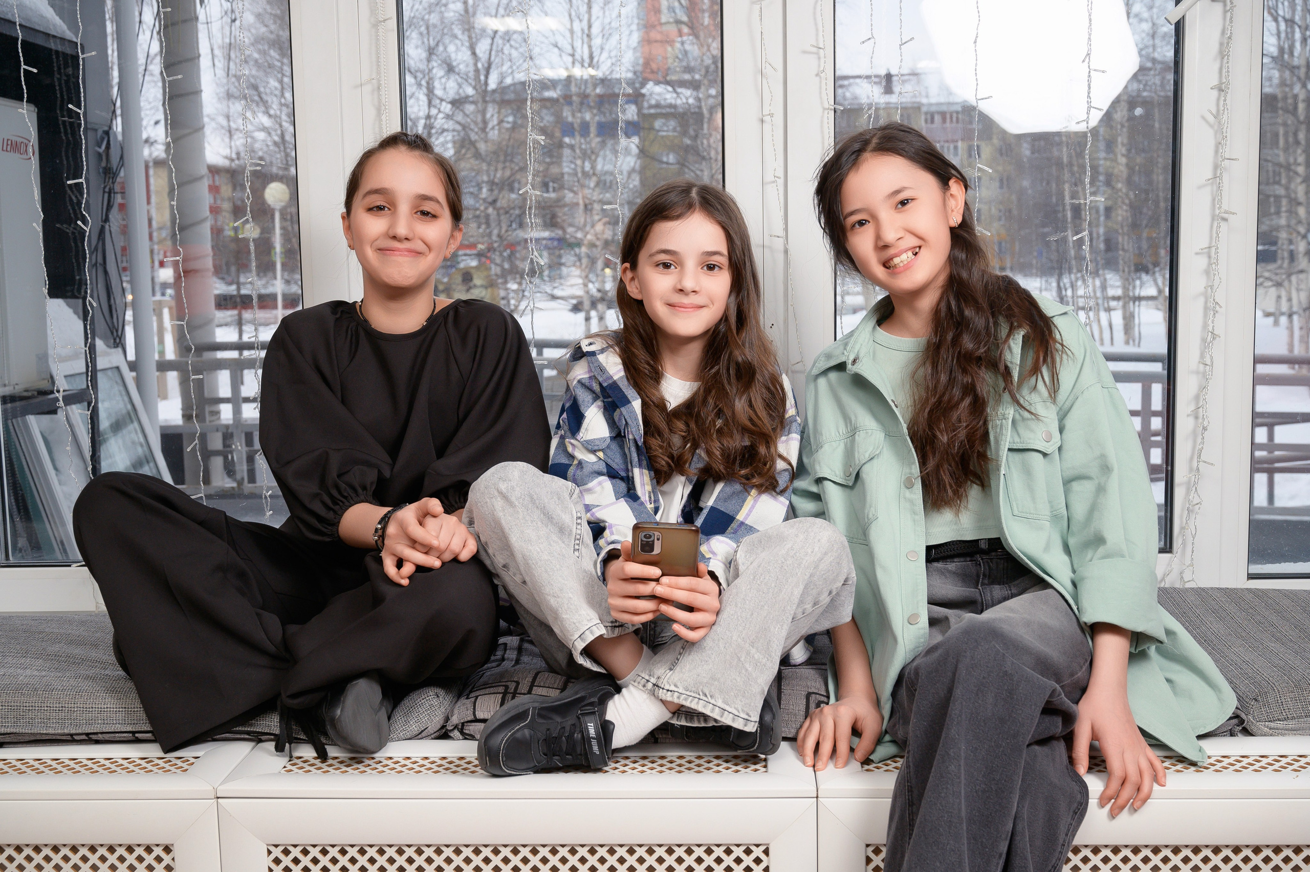 Школьные фото младших классов Нижневартовск | Портфолио фотографа. AR-t студия «Альбом+», г. Нижневартовск