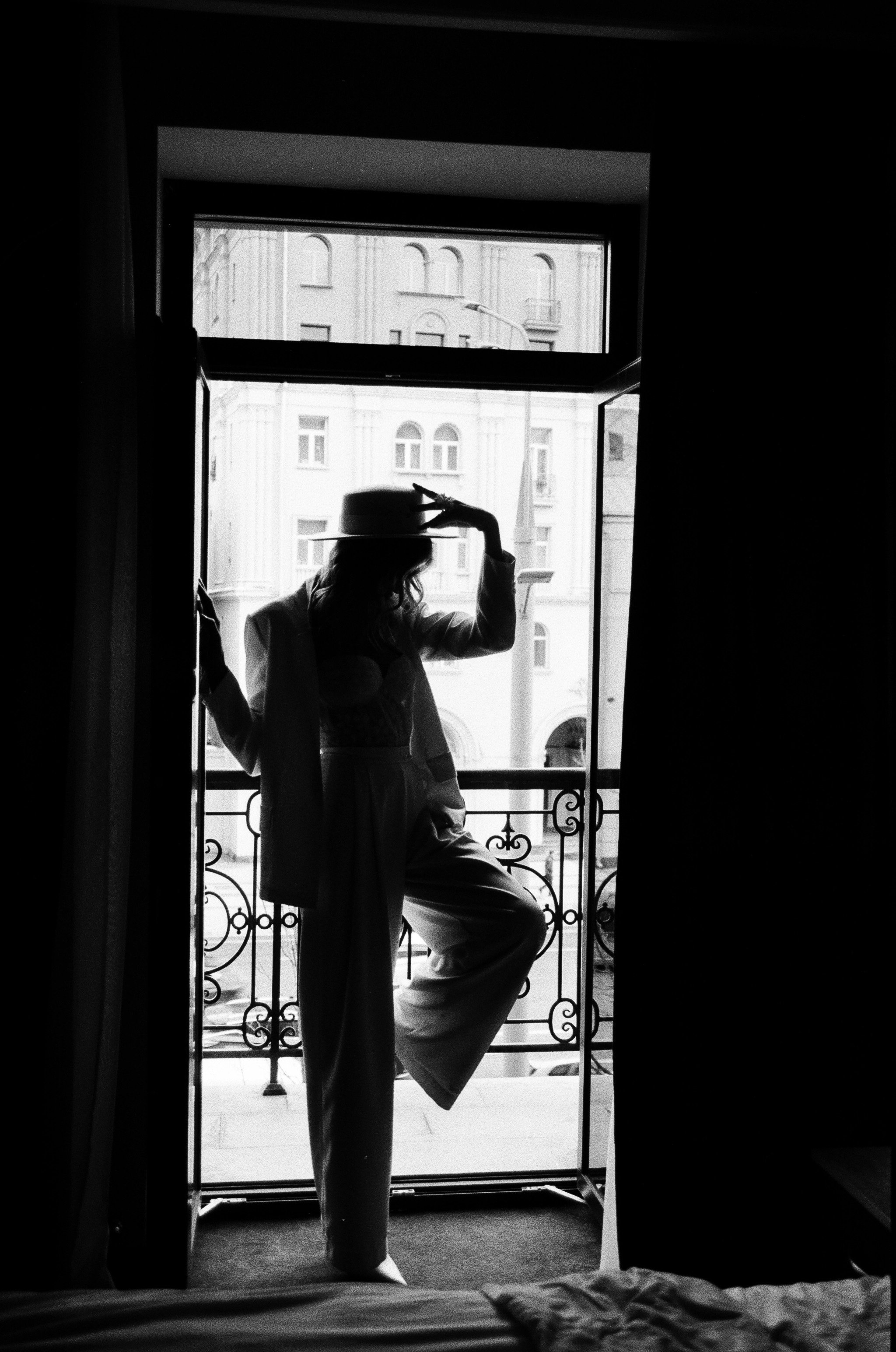 Утренняя фотосъемка в отеле для невесты. Жуков Илья свадебный фотограф в Москве