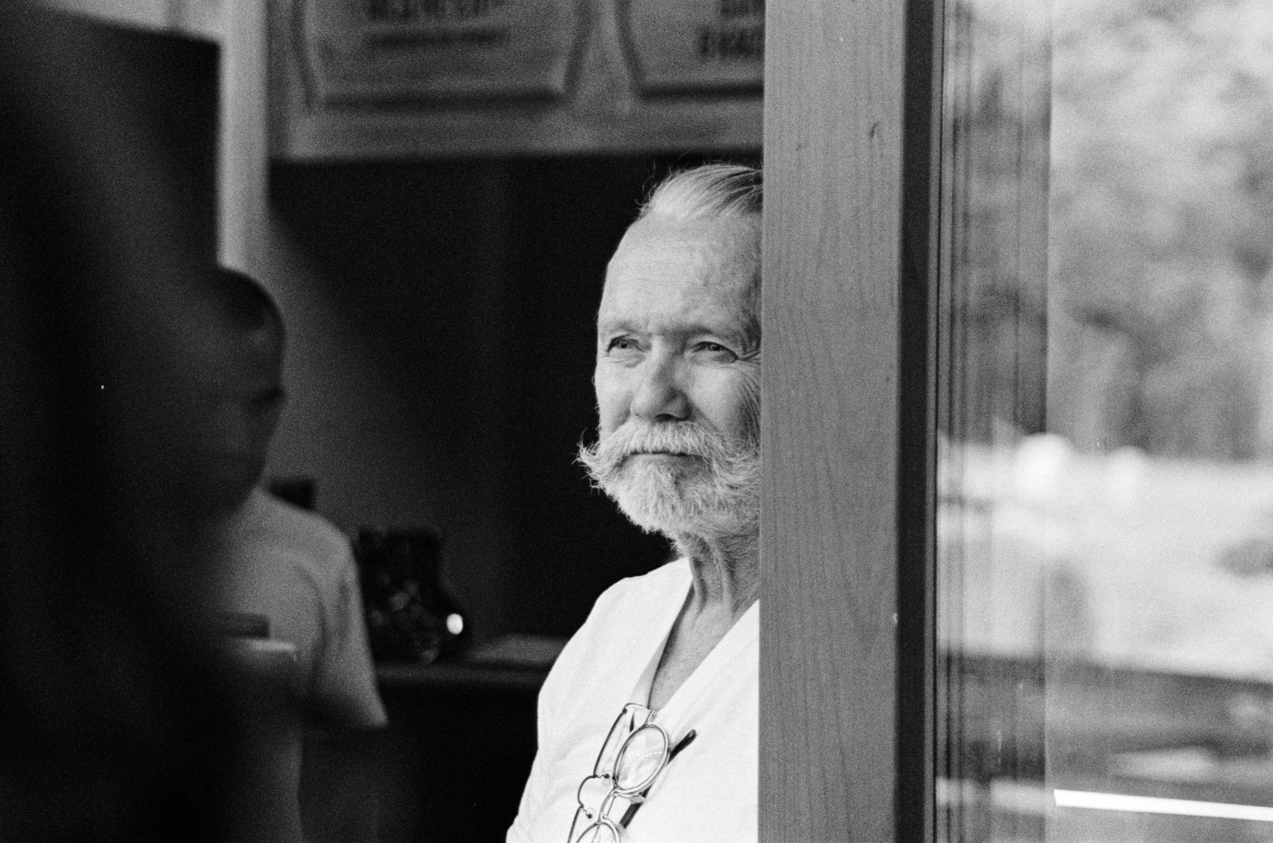 Плёночная фотосъемка автомобиля. Жуков Илья свадебный фотограф в Москве