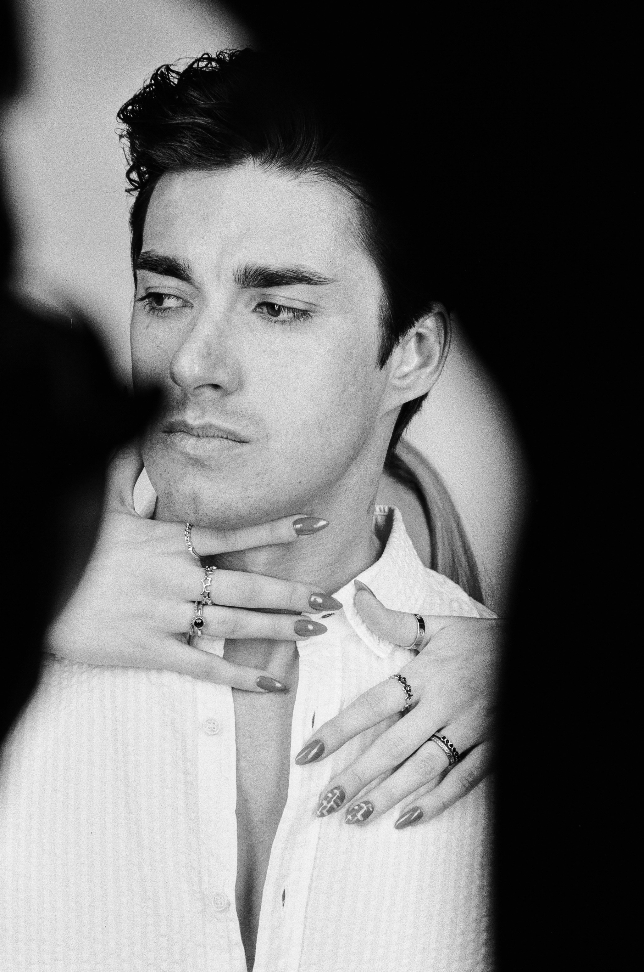 Студийная плёночная съемка парня. Жуков Илья свадебный фотограф в Москве