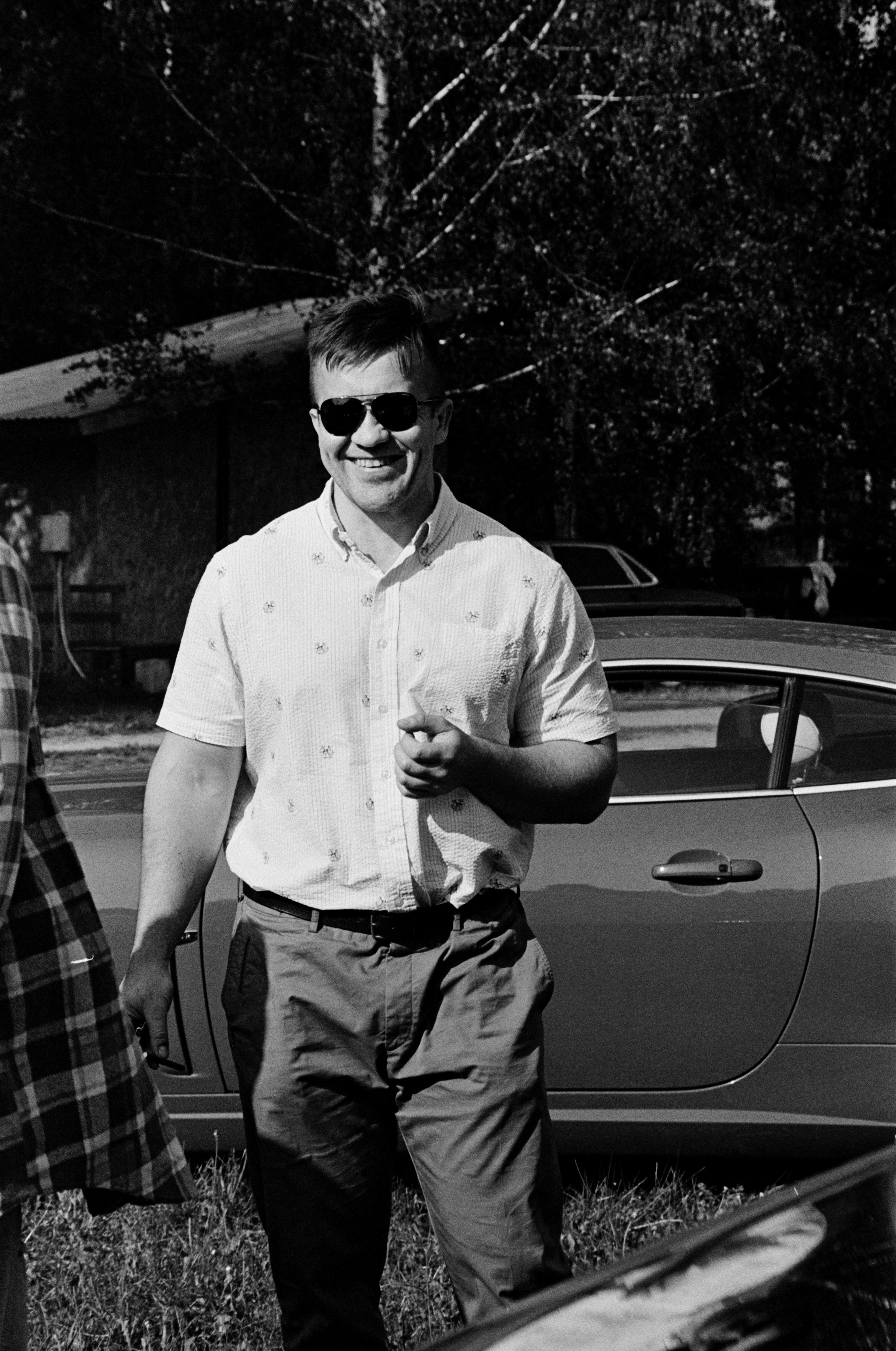 Плёночная фотосъемка автомобиля. Жуков Илья свадебный фотограф в Москве