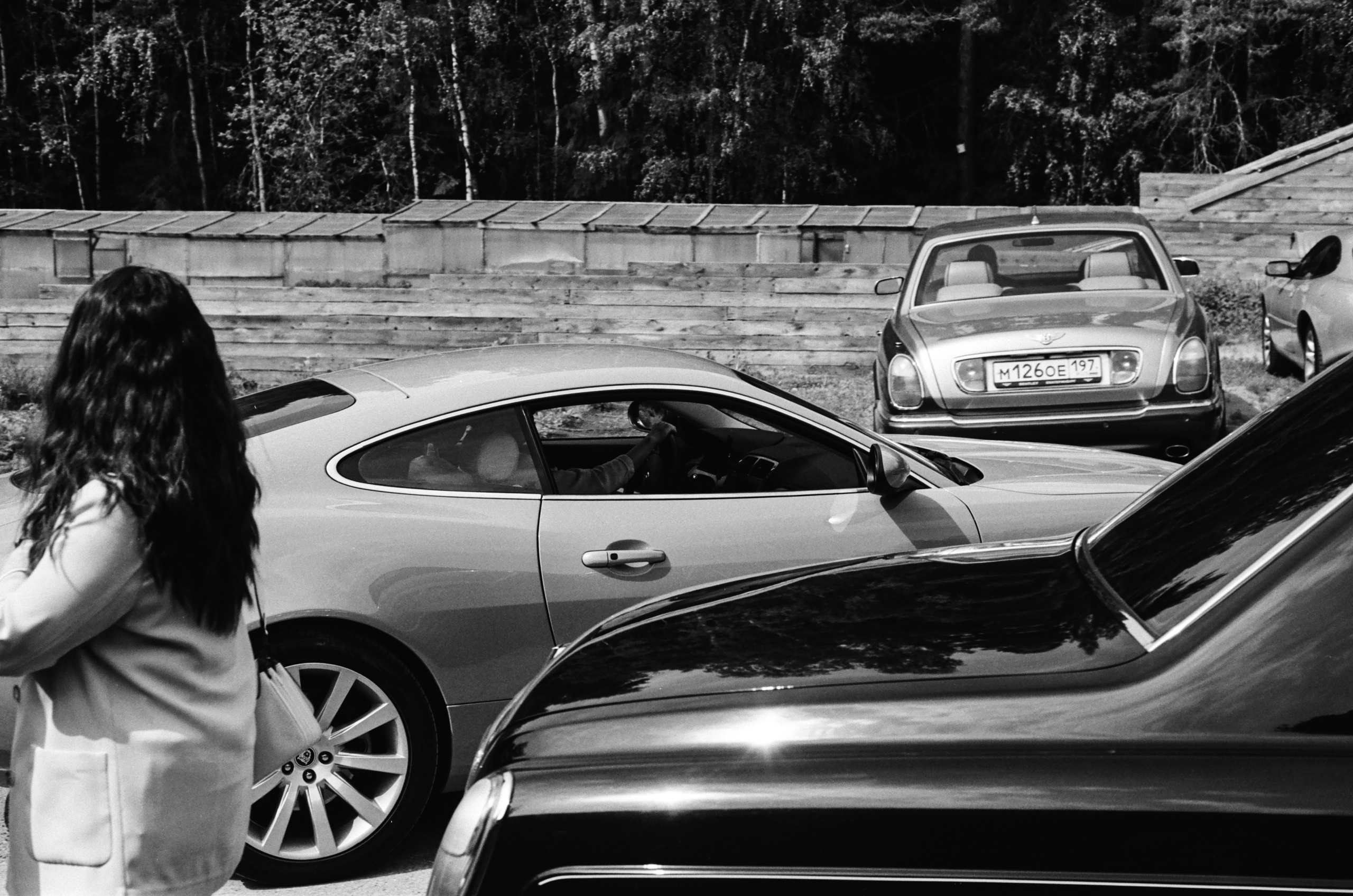 Плёночная фотосъемка автомобиля. Жуков Илья свадебный фотограф в Москве