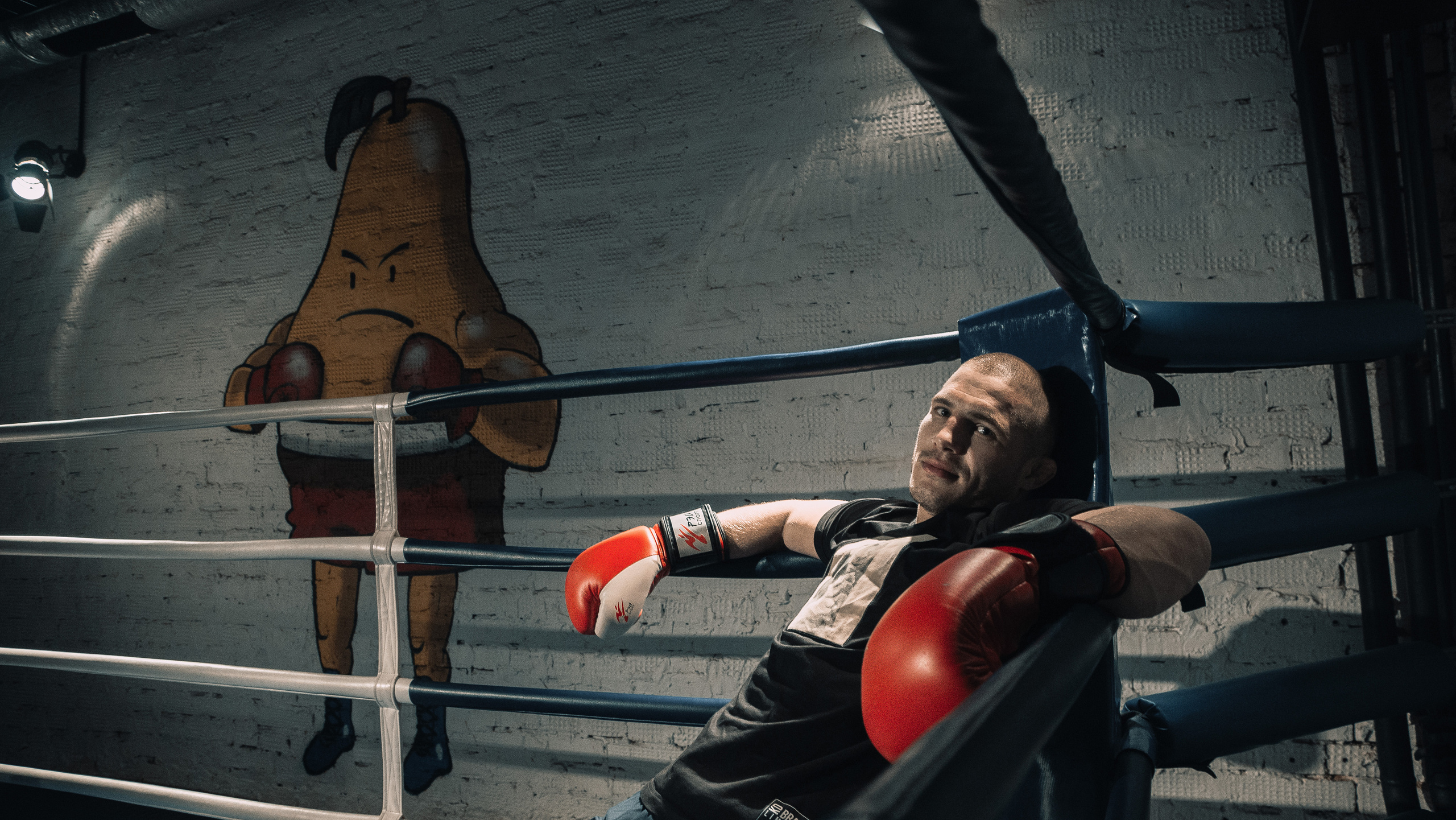 Спортивная фотосъемка бойца Глеба Хабибуллина в боксерском клубе Груша. Жуков Илья свадебный фотограф в Москве