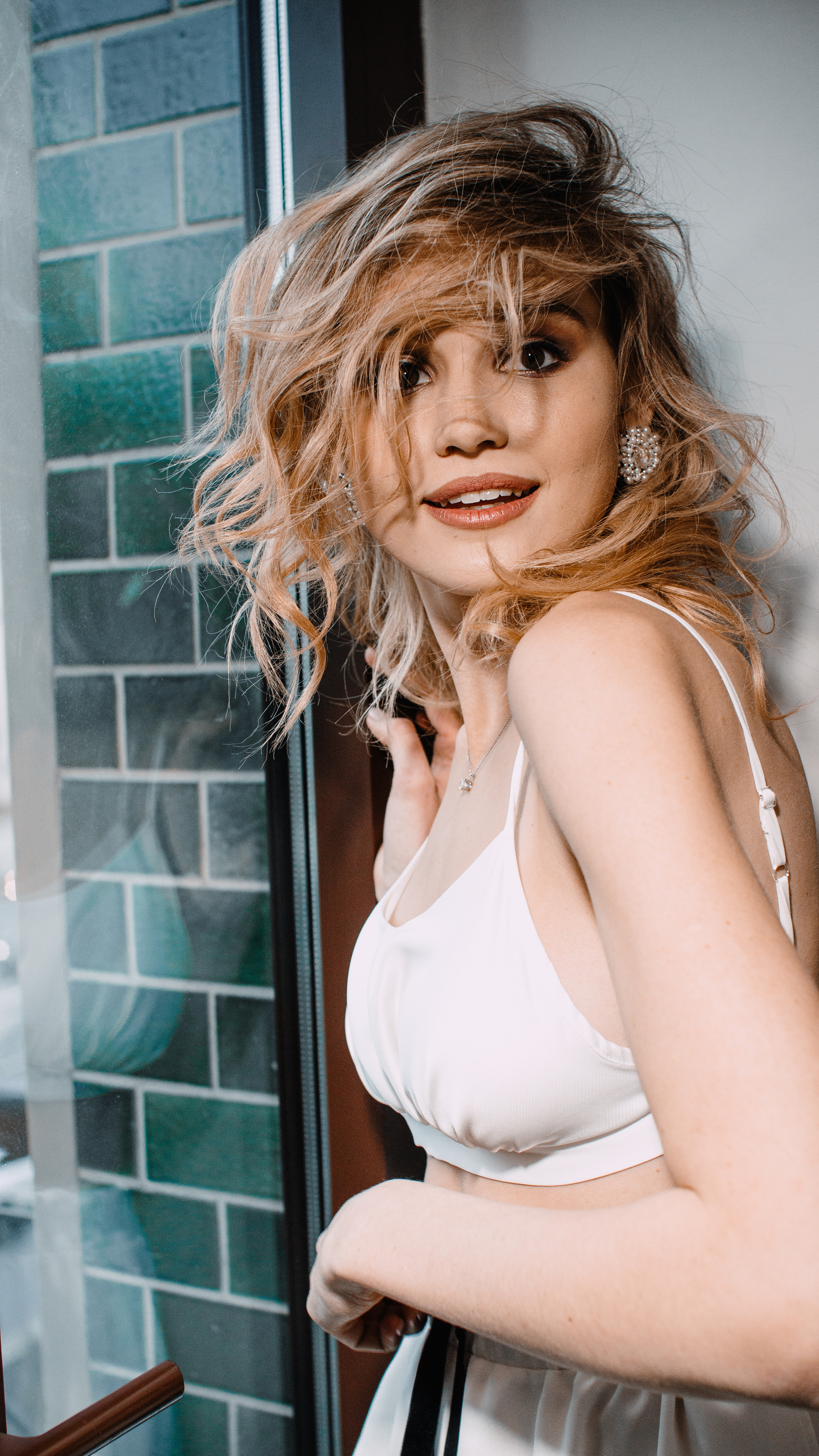 Утренняя фотосъемка в отеле для невесты. Жуков Илья свадебный фотограф в Москве