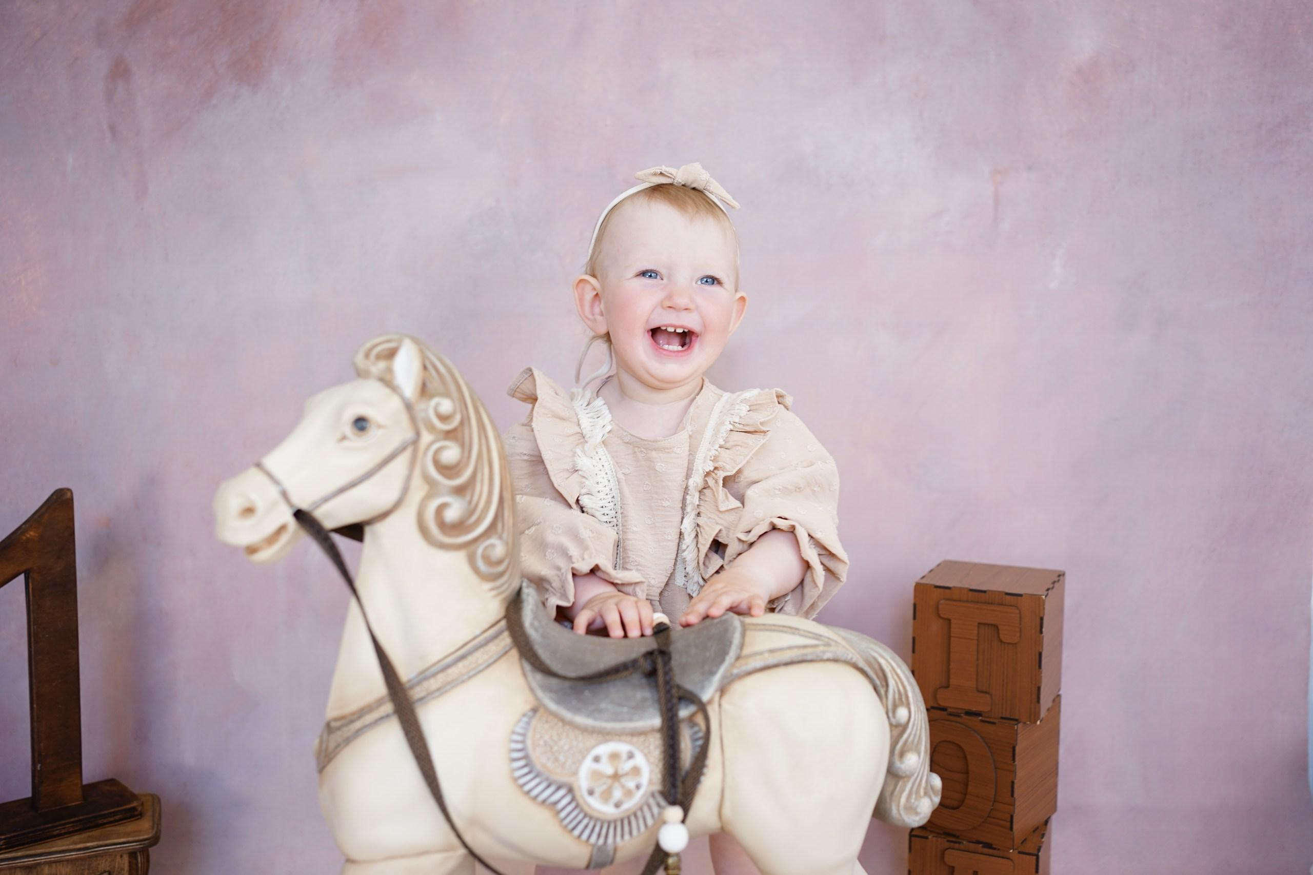 Фотоссесия на Годик для Девочки. Детская Фотостудия ГОДОВАСИКИ в Санкт-Петербурге фотосесия на годик