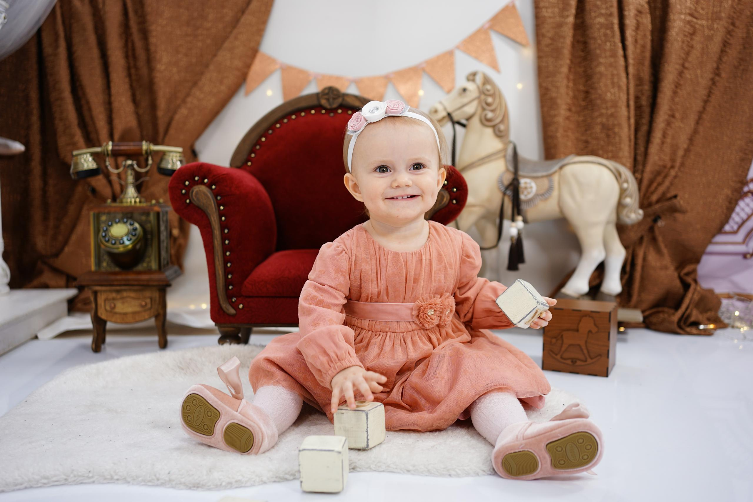 Фотоссесия на Годик для Девочки. Детская Фотостудия ГОДОВАСИКИ в Санкт-Петербурге фотосесия на годик