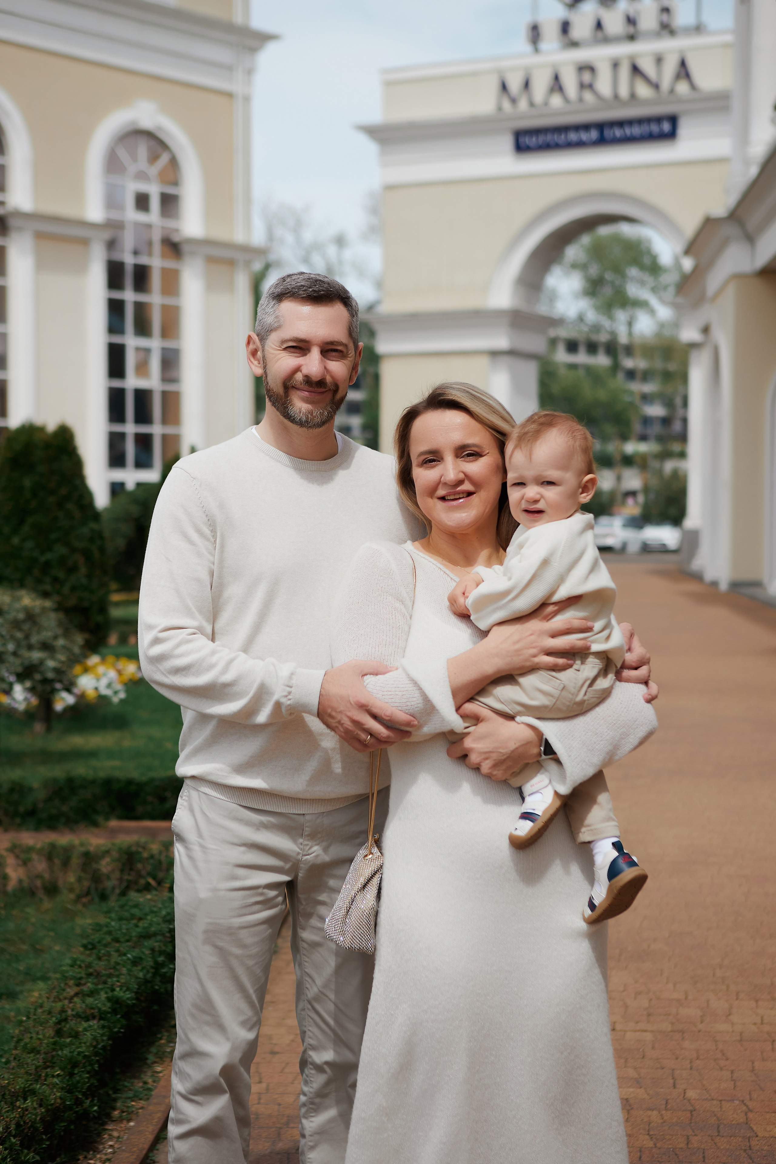 Фотосессия красивой семьи Кангун. Свадебный и семейный фотограф в Сочи-Красной поляне Ларионова Анна