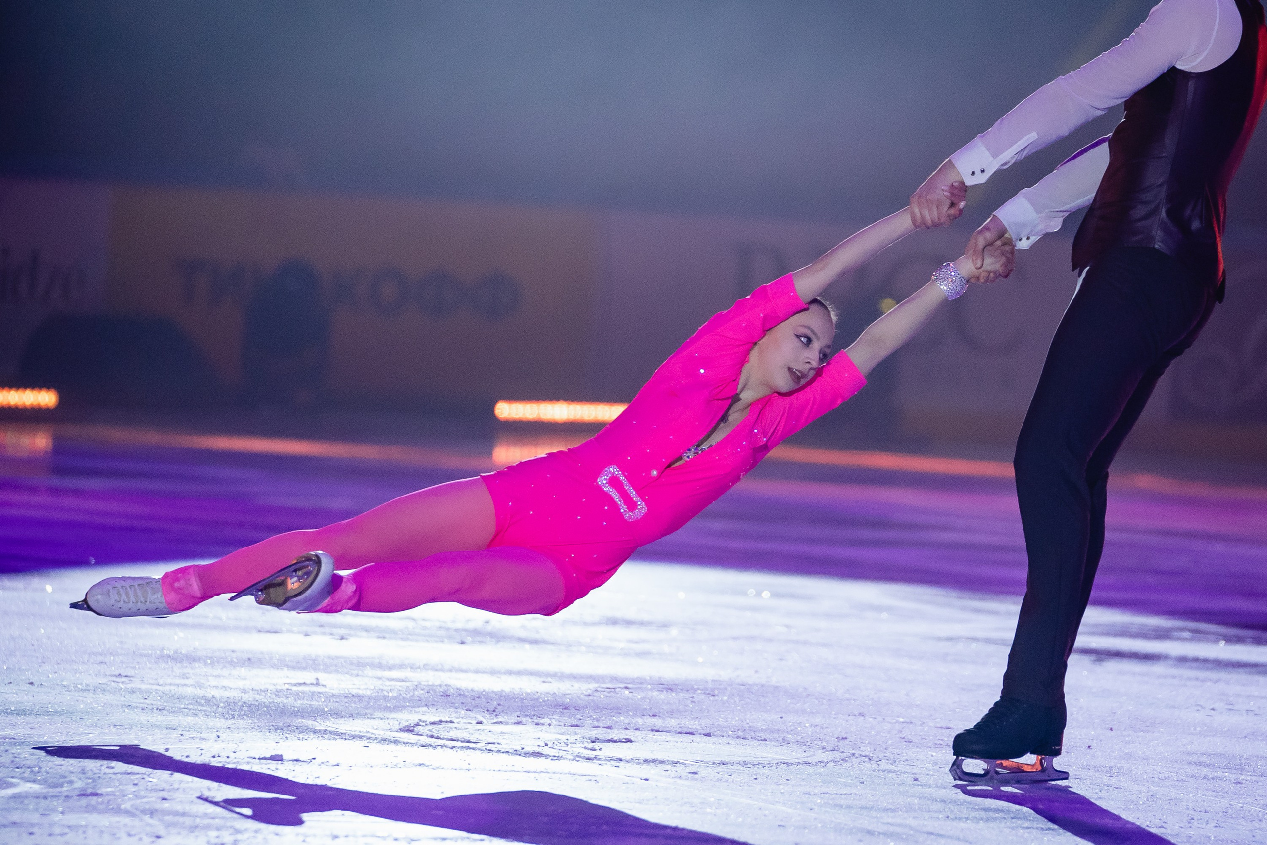 Шоу «Чемпионы на льду» в Новосибирске. Воробьева Ксения — Спортивный и танцевальный фотограф Новосибирск