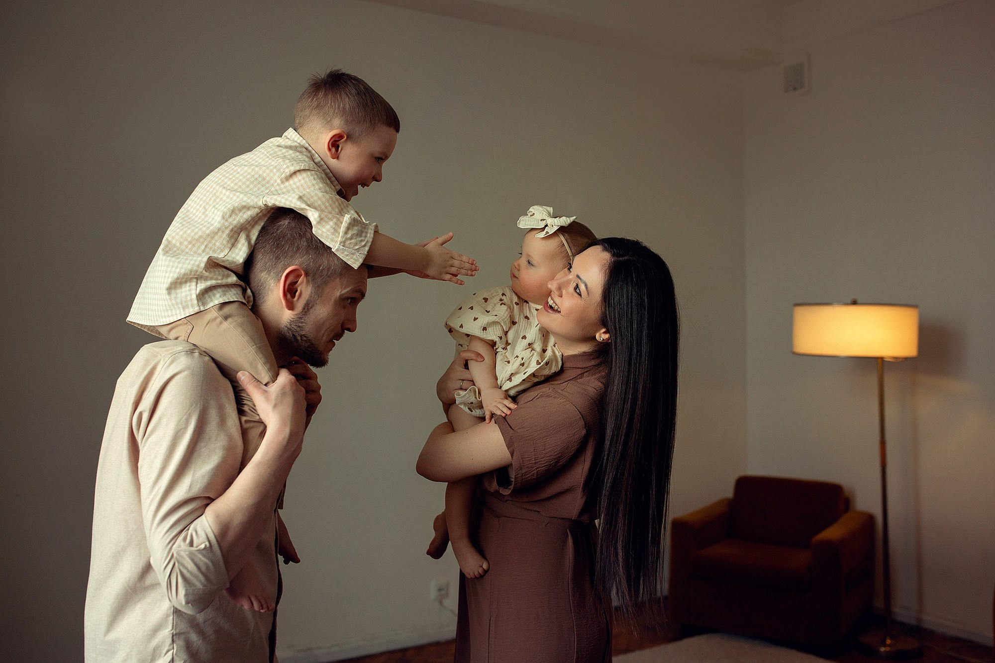 Семейная Фотосессия в винтажной квартире. Tatyana Nadezhdina Family photographer