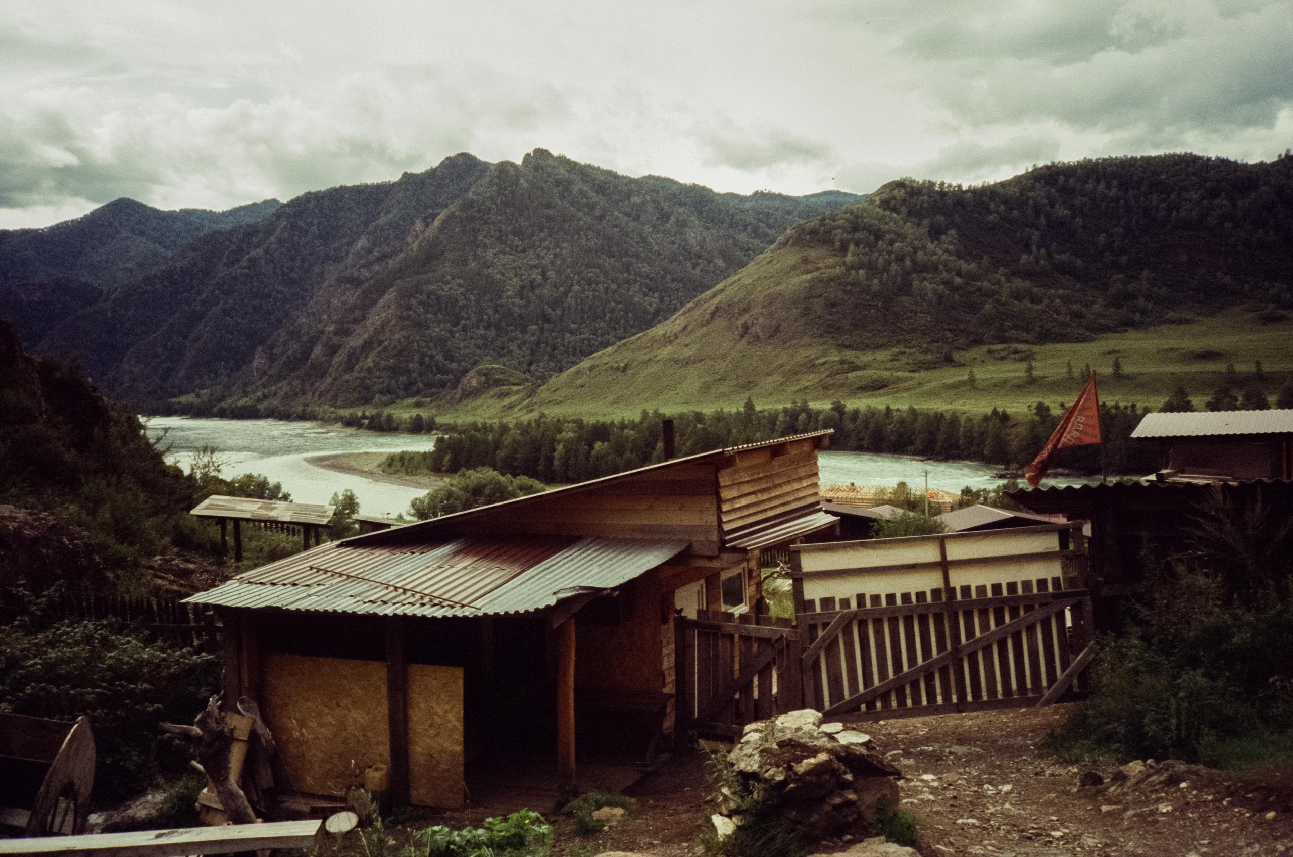 Урочище Чечкыш. Смотровая площадка. Виды верху и спуск вниз. Фотограф-документалист Мария Осокина