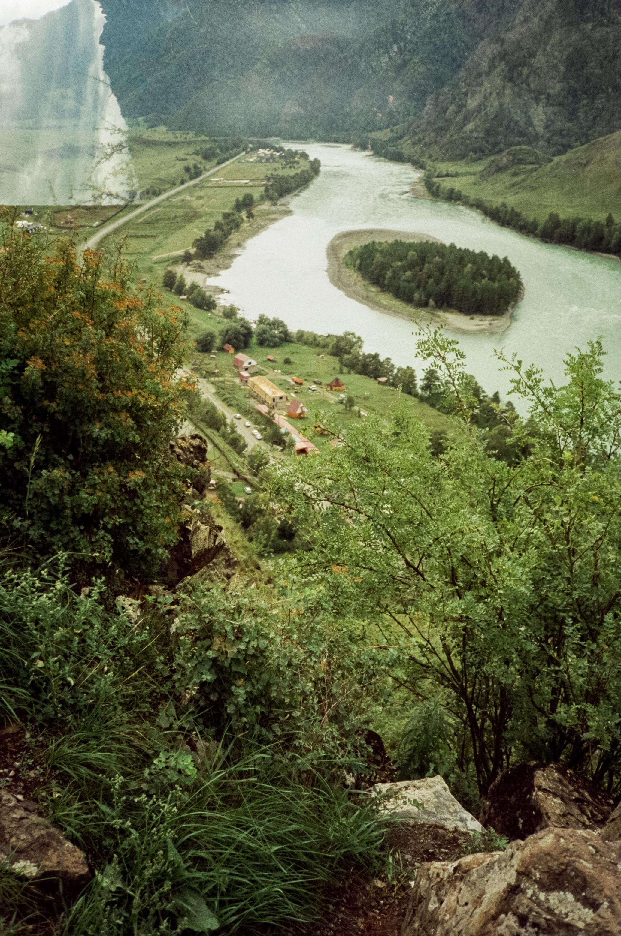 Урочище Чечкыш. Смотровая площадка. Виды верху и спуск вниз. Фотограф-документалист Мария Осокина