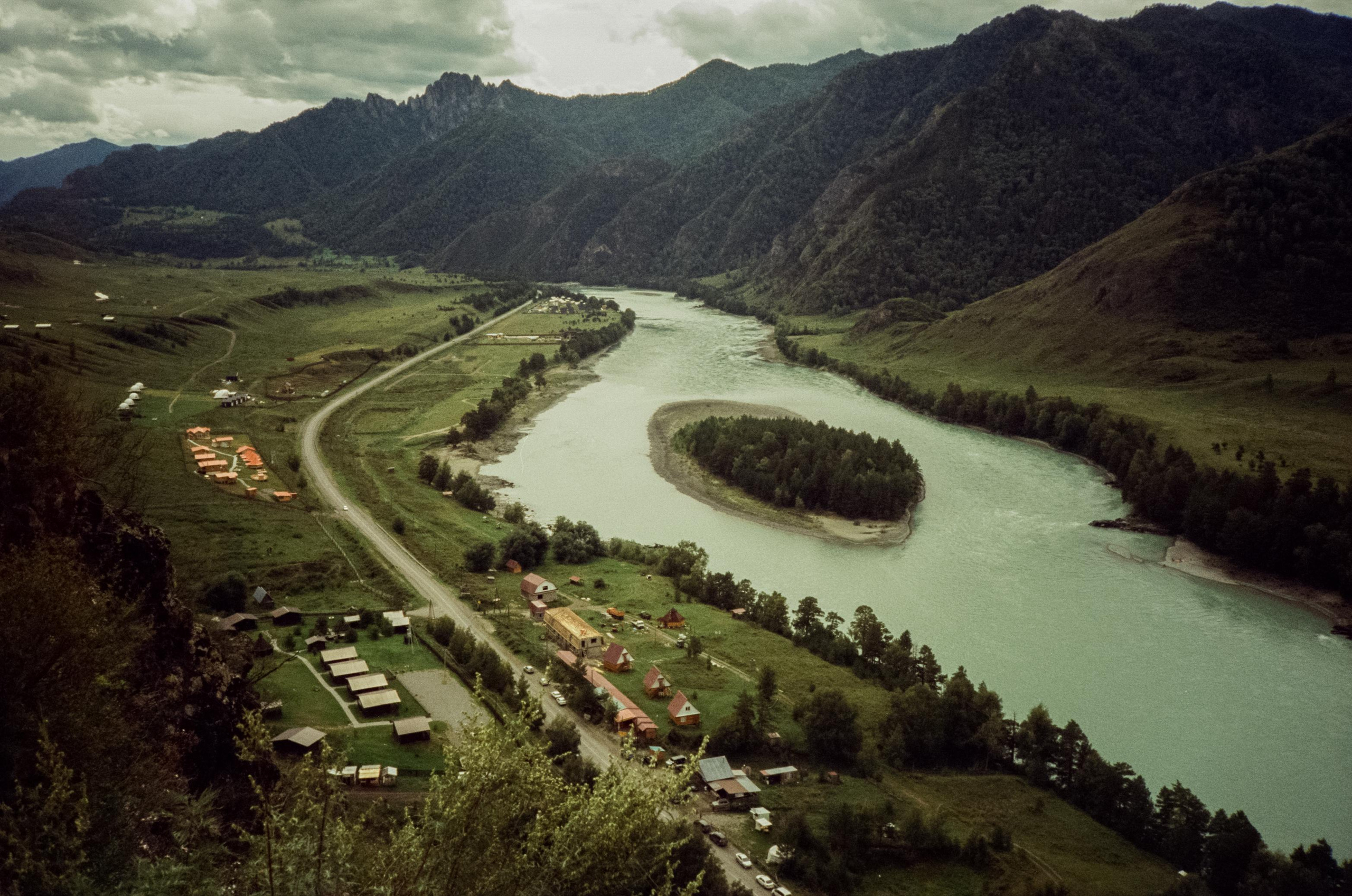 Урочище Чечкыш. Смотровая площадка. Виды верху и спуск вниз. Фотограф-документалист Мария Осокина