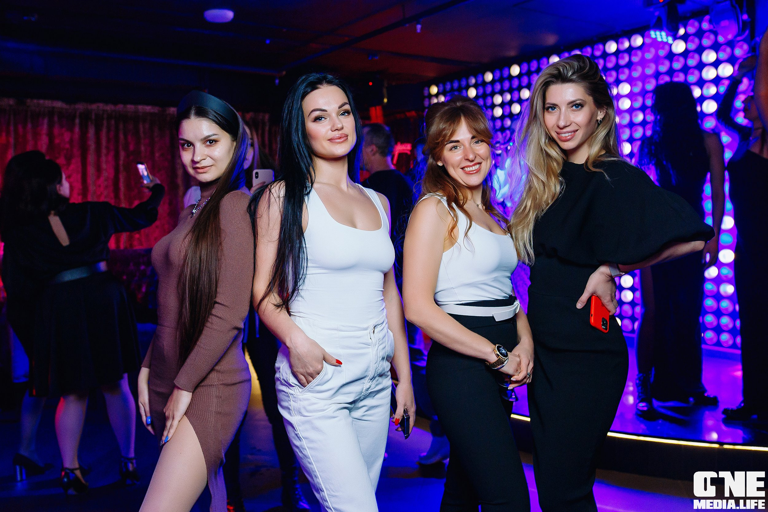 Фоторепортаж из караоке клуба Эйфория. One Media Life: фоторепортажи, фотоотчеты с мероприятий и заведений