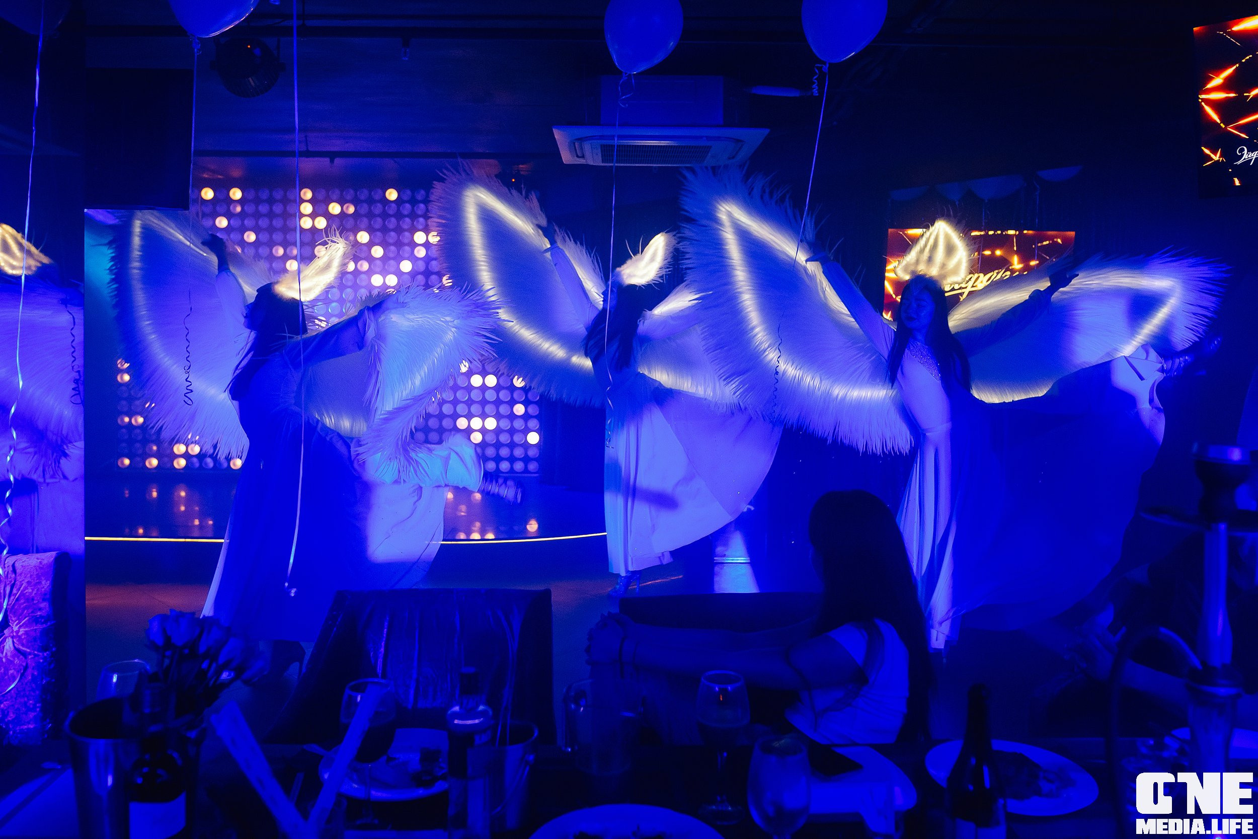 Фотоотчет из караоке клуба Эйфория в Калининграде. One Media Life: фоторепортажи, фотоотчеты с мероприятий и заведений