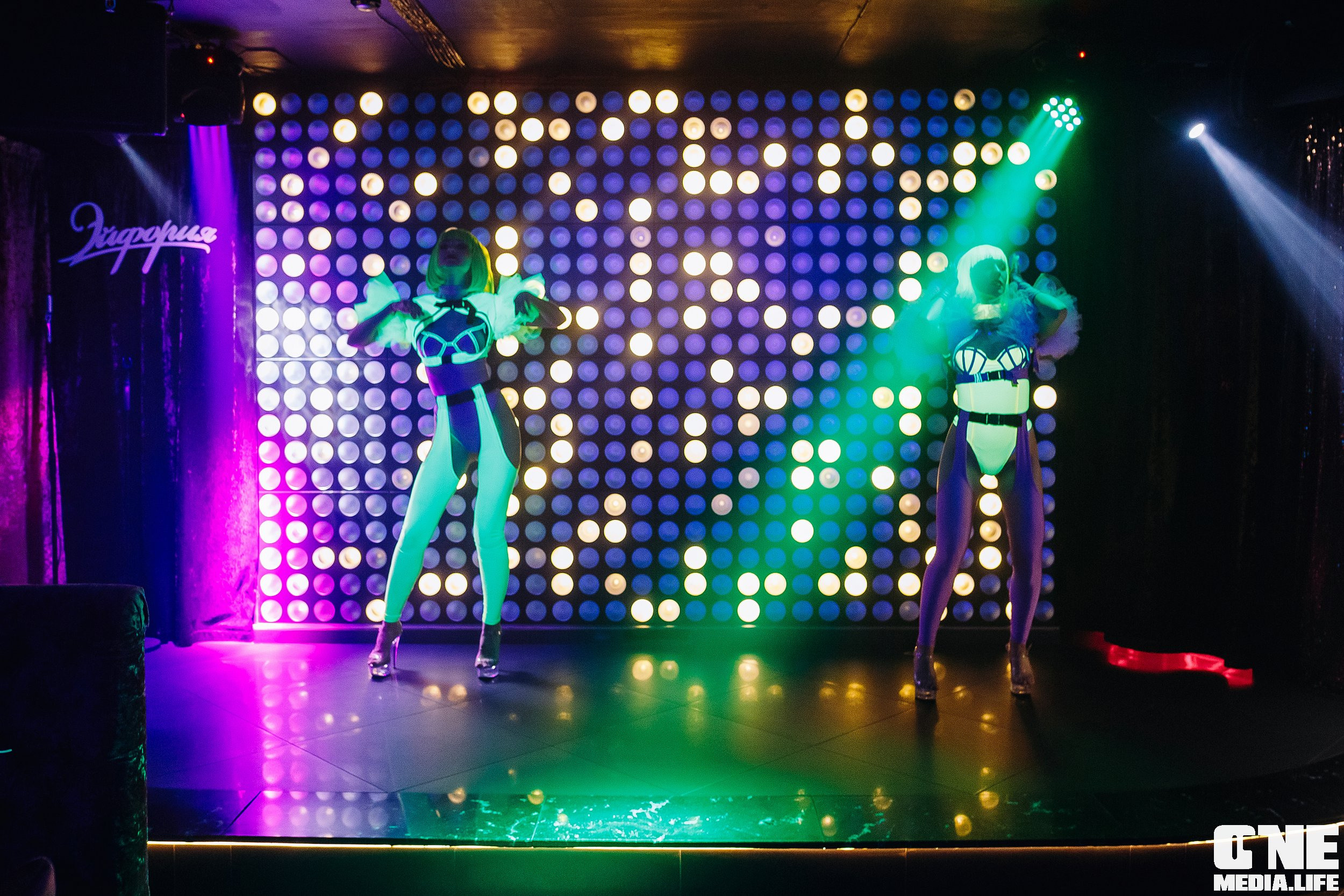 Фотоотчет из караоке клуба Эйфория. One Media Life: фоторепортажи, фотоотчеты с мероприятий и заведений