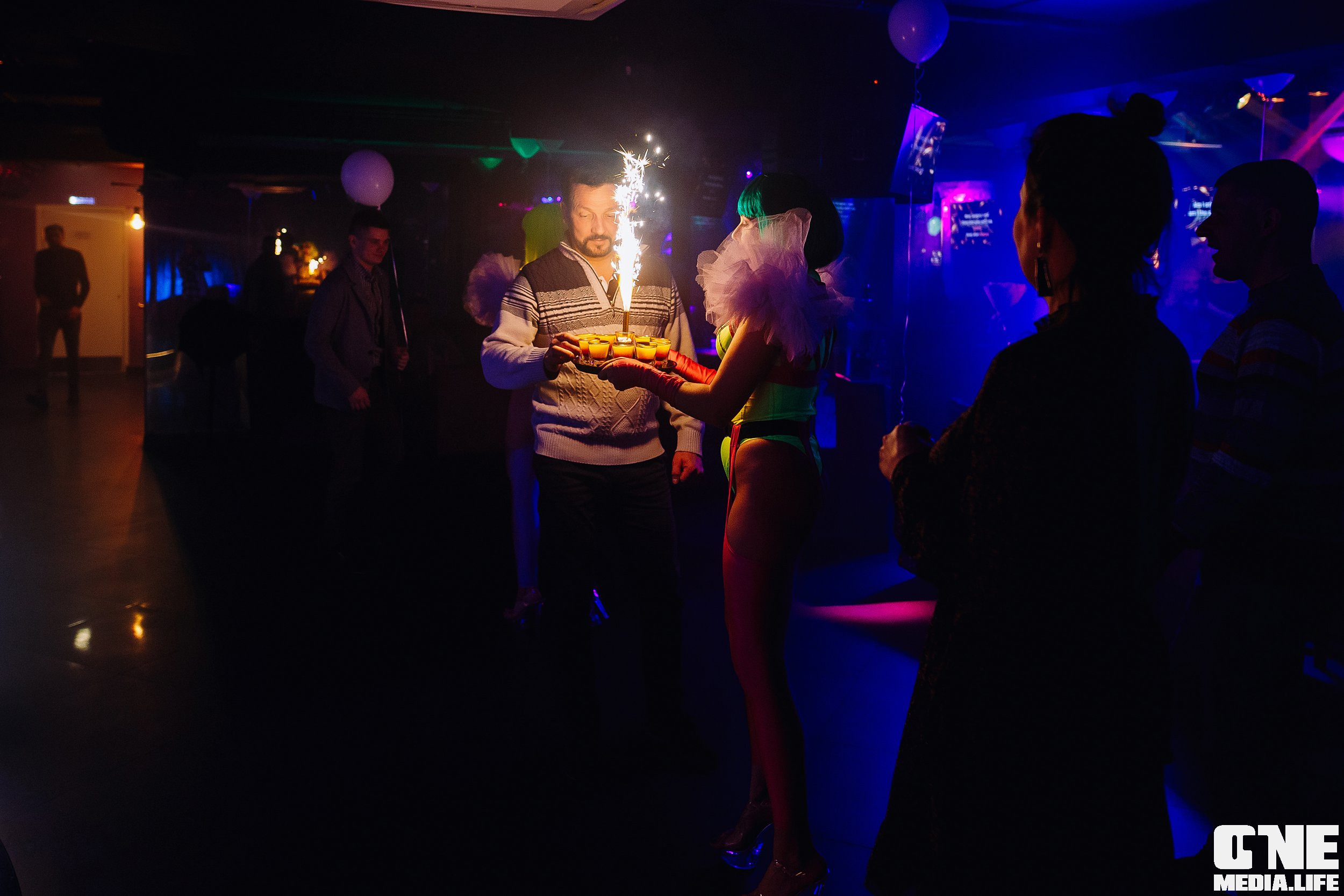 Фотоотчет из караоке клуба Эйфория. One Media Life: фоторепортажи, фотоотчеты с мероприятий и заведений