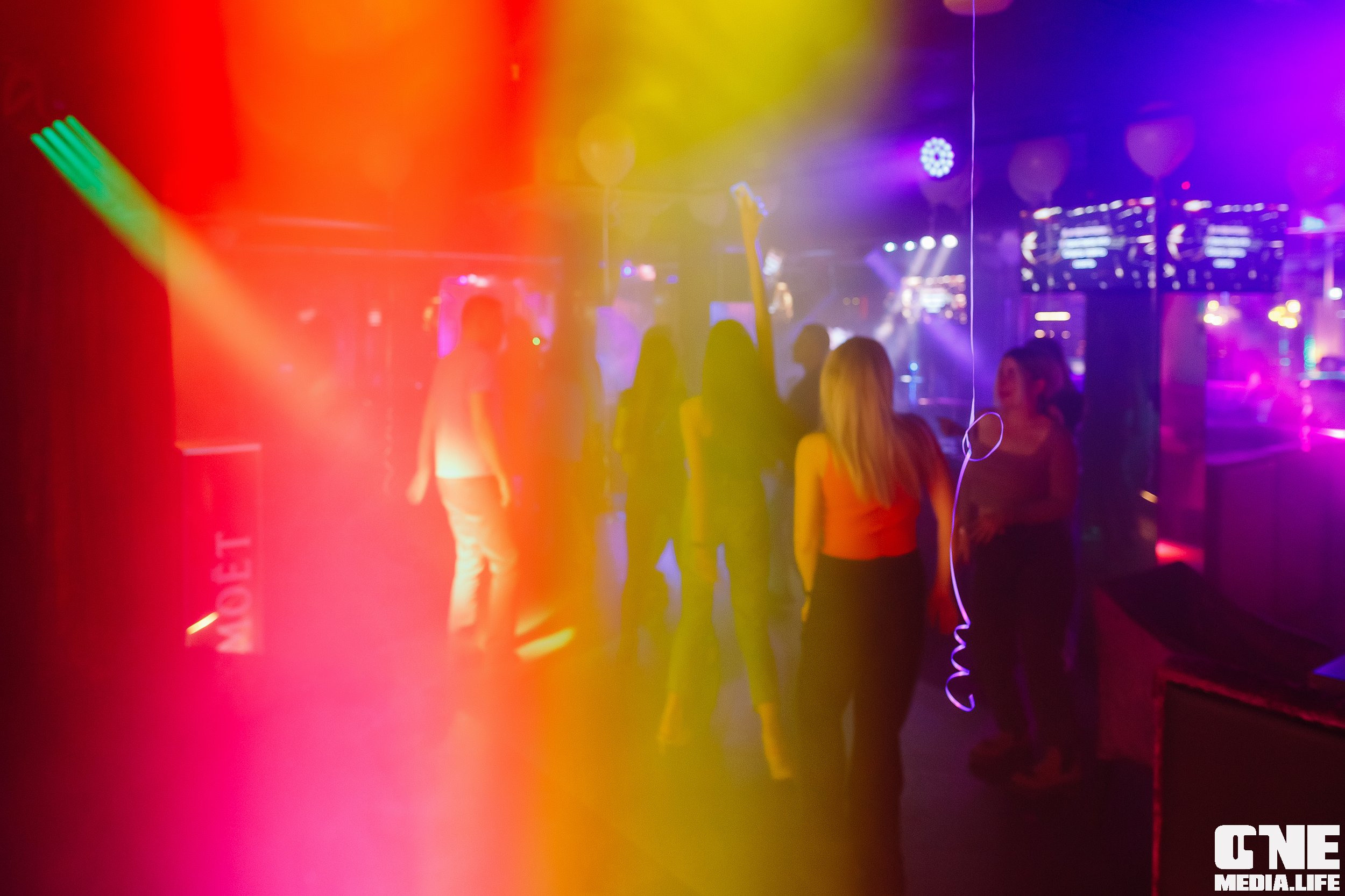 Фотоотчет из караоке клуба Эйфория в Калининграде. One Media Life: фоторепортажи, фотоотчеты с мероприятий и заведений