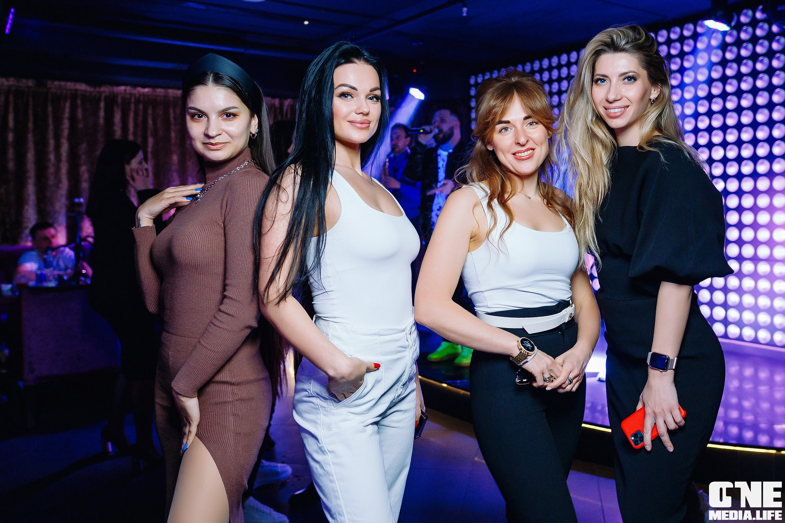 Фоторепортаж из караоке клуба Эйфория. One Media Life: фоторепортажи, фотоотчеты с мероприятий и заведений