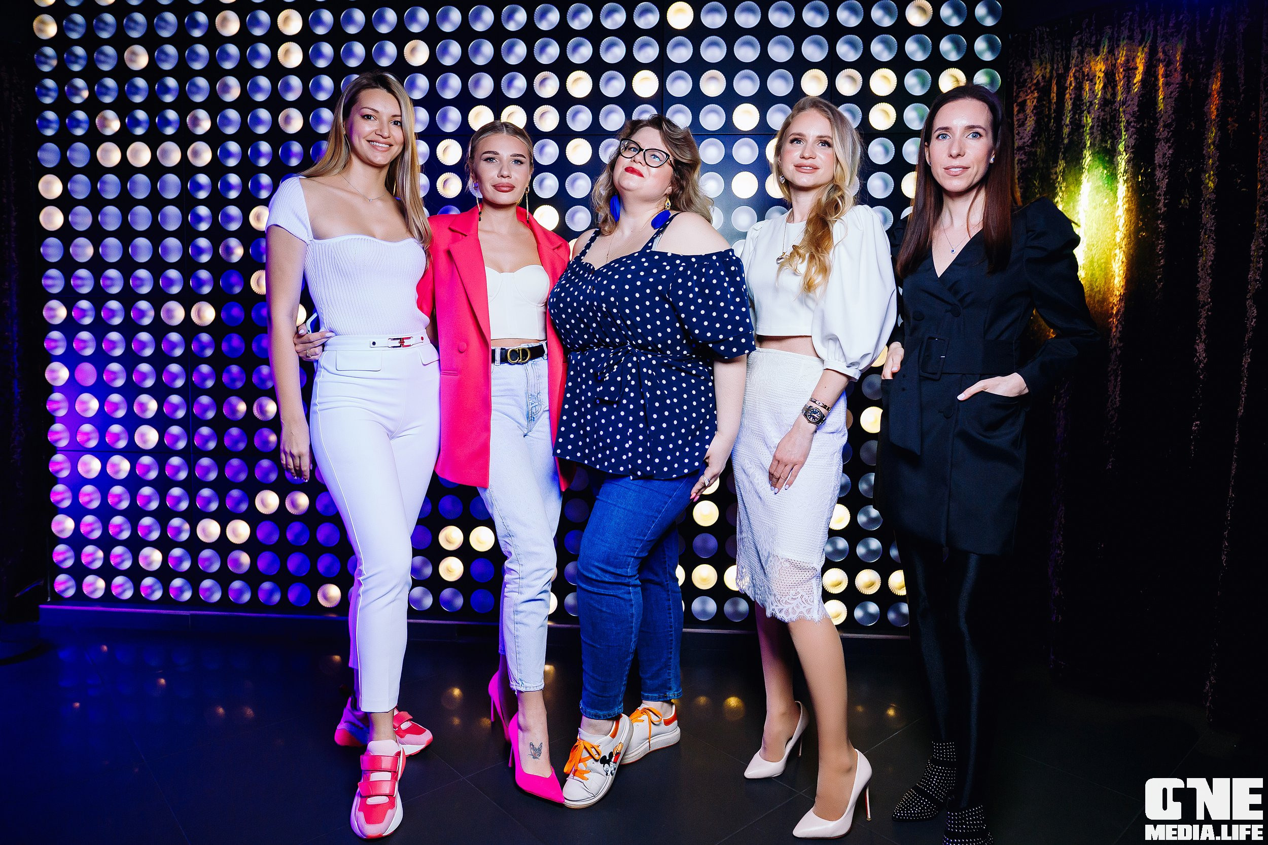 Фоторепортаж из караоке клуба Эйфория. One Media Life: фоторепортажи, фотоотчеты с мероприятий и заведений