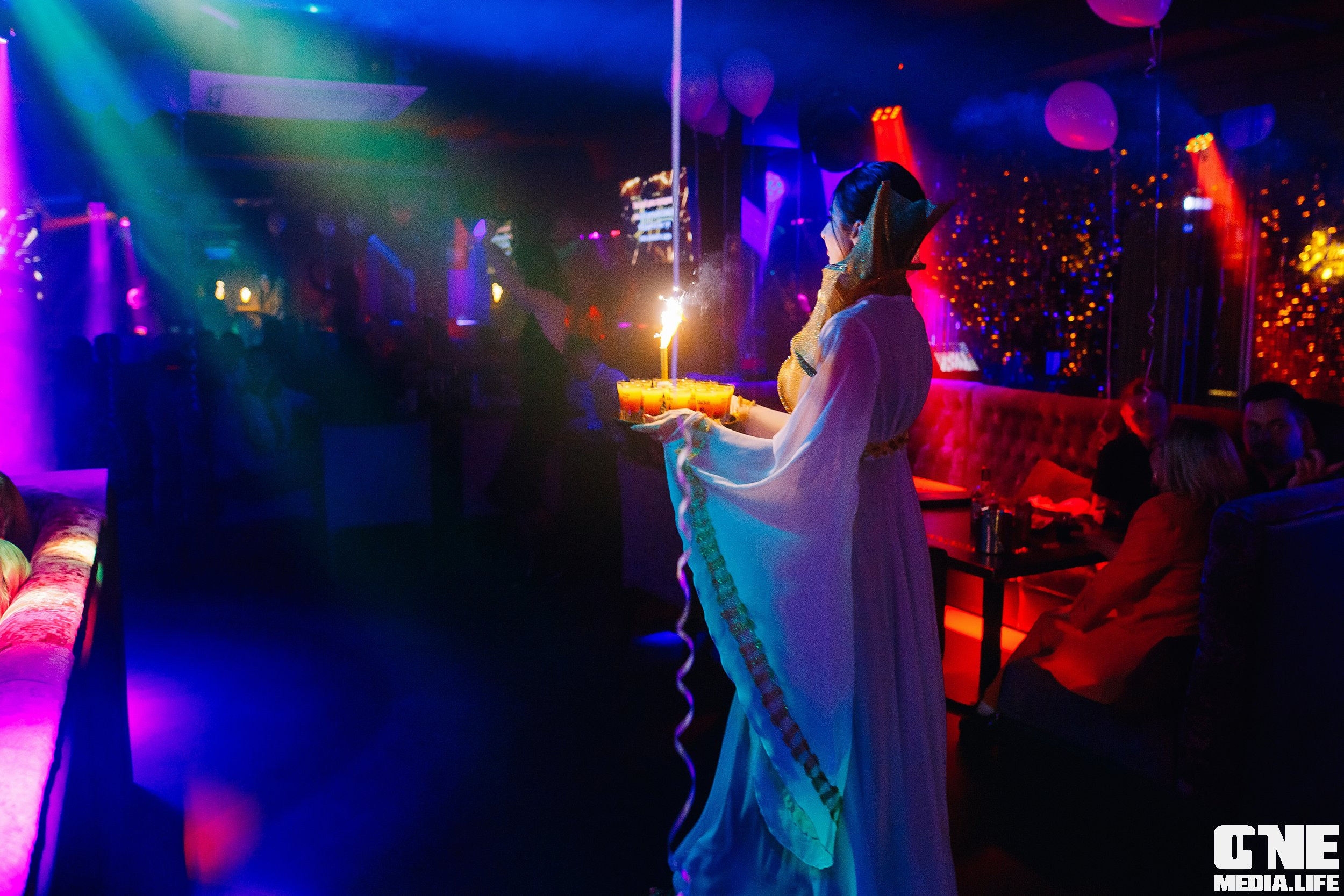 Фотоотчет из караоке клуба Эйфория в Калининграде. One Media Life: фоторепортажи, фотоотчеты с мероприятий и заведений