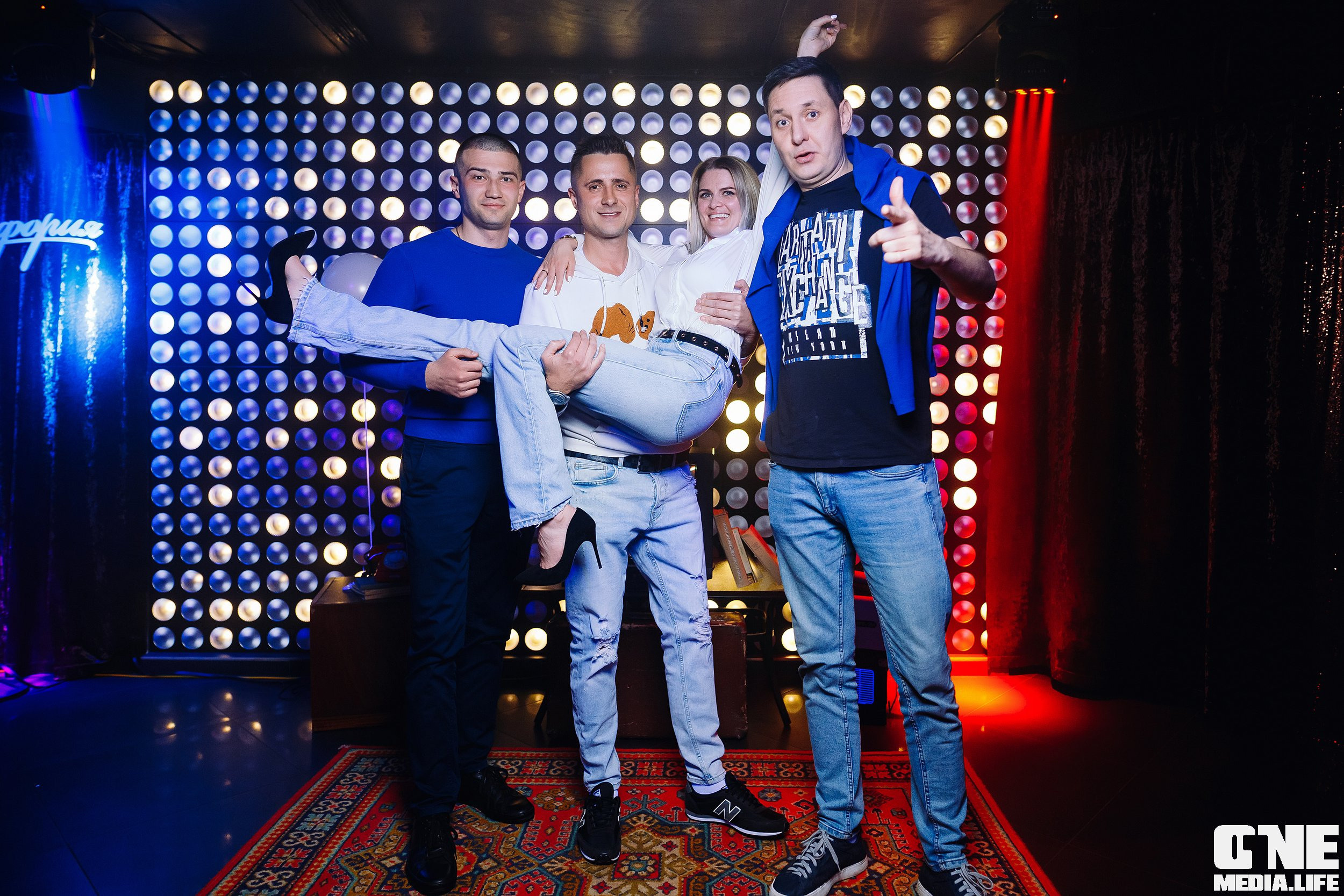Фотоотчет из караоке клуба Эйфория в Калининграде. One Media Life: фоторепортажи, фотоотчеты с мероприятий и заведений