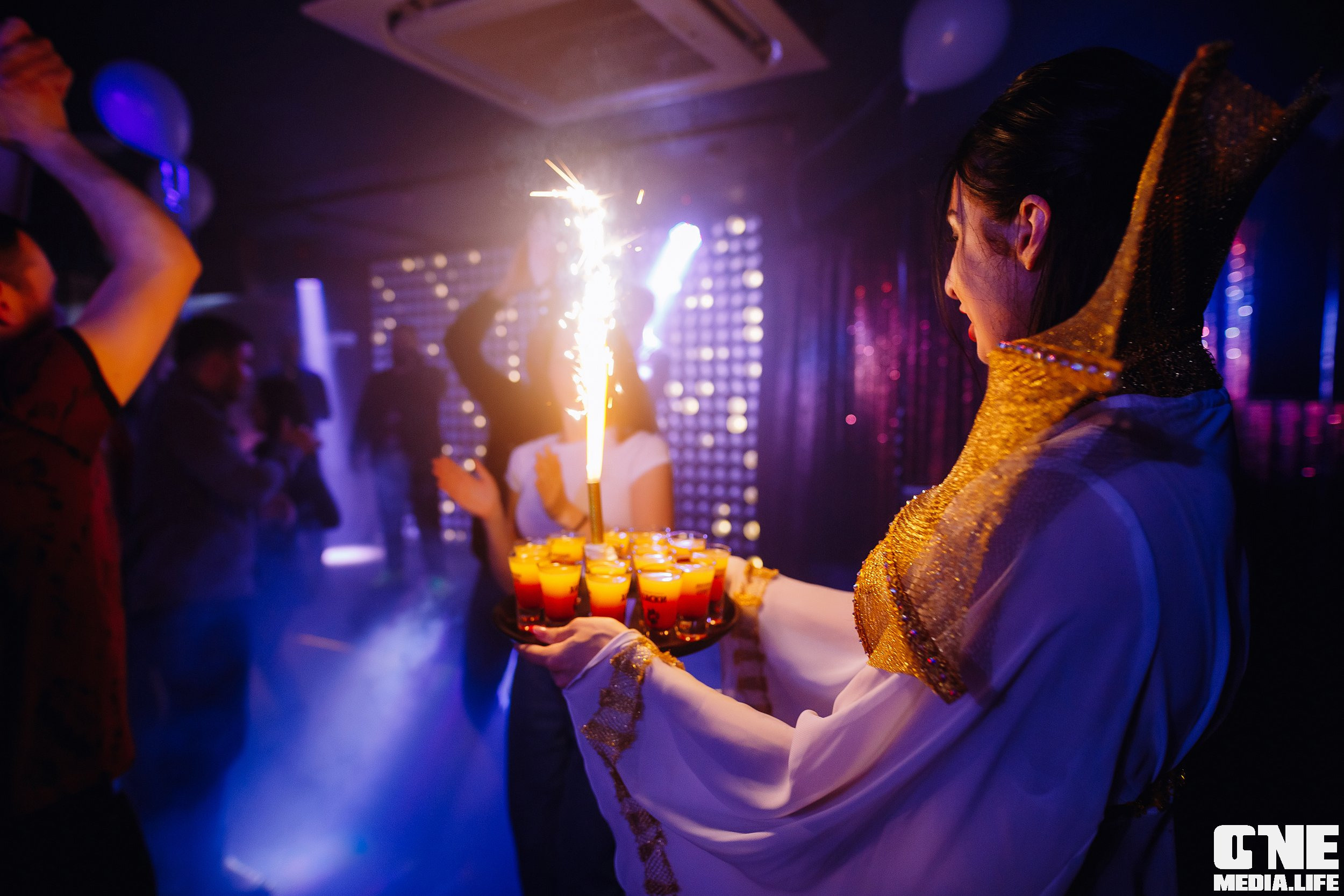 Фотоотчет из караоке клуба Эйфория в Калининграде. One Media Life: фоторепортажи, фотоотчеты с мероприятий и заведений