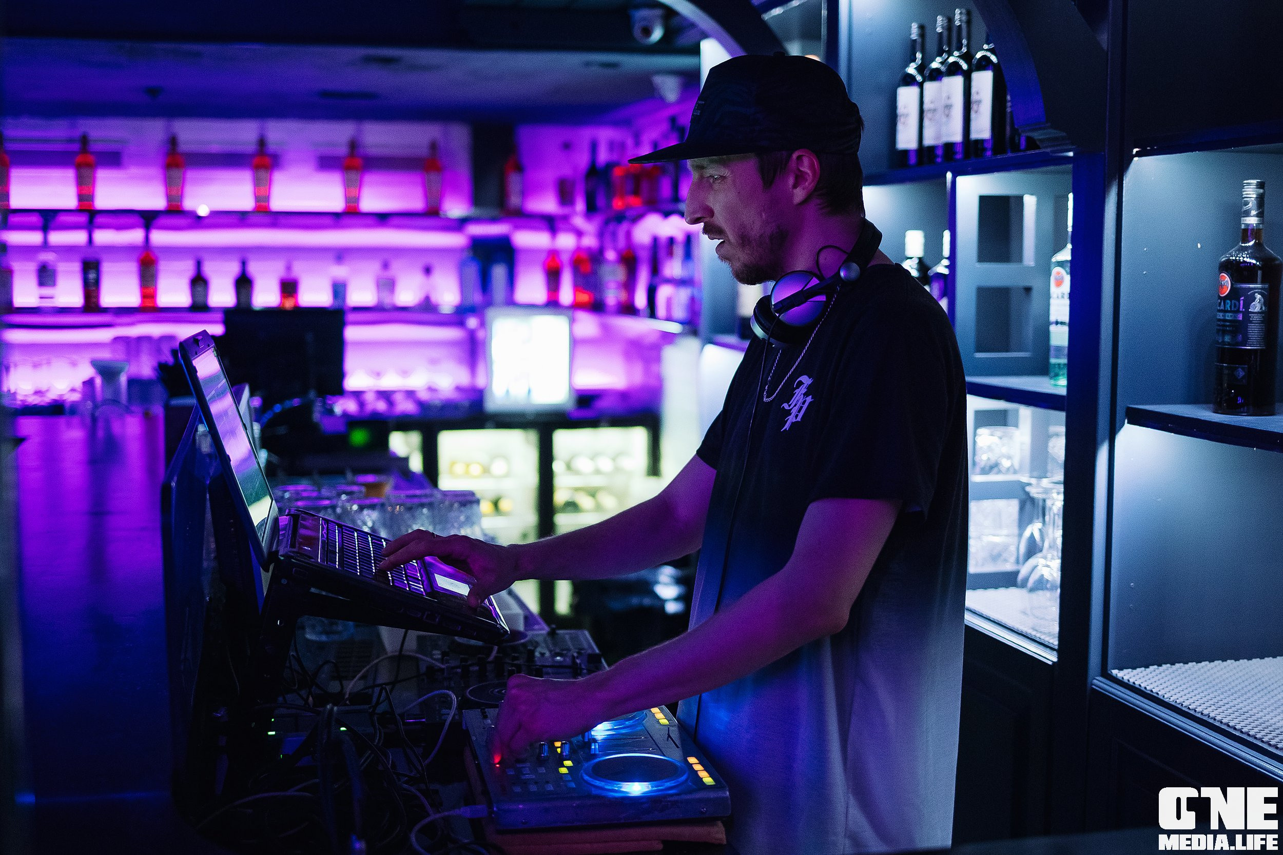 Фоторепортаж из ночного клуба Illusion. One Media Life: фоторепортажи, фотоотчеты с мероприятий и заведений