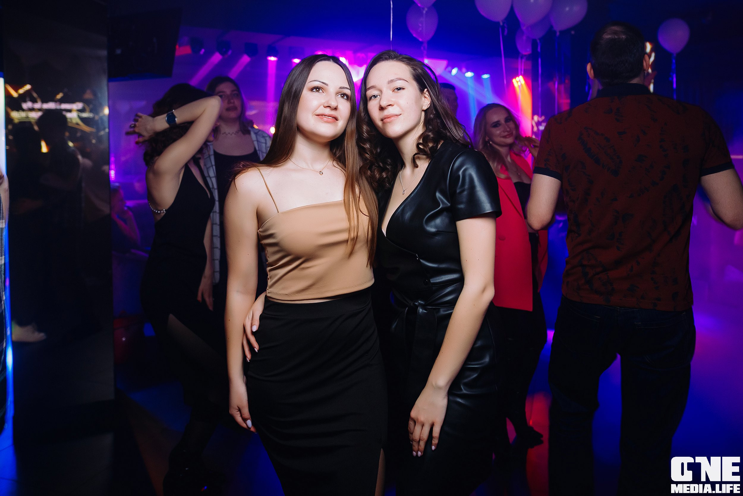 Фотоотчет из караоке клуба Эйфория в Калининграде. One Media Life: фоторепортажи, фотоотчеты с мероприятий и заведений