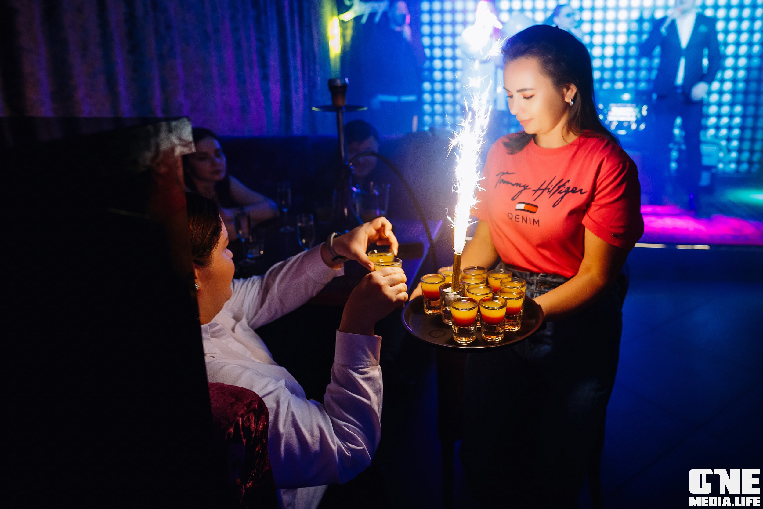 Фотоотчет из караоке клуба Эйфория в Калининграде. One Media Life: фоторепортажи, фотоотчеты с мероприятий и заведений