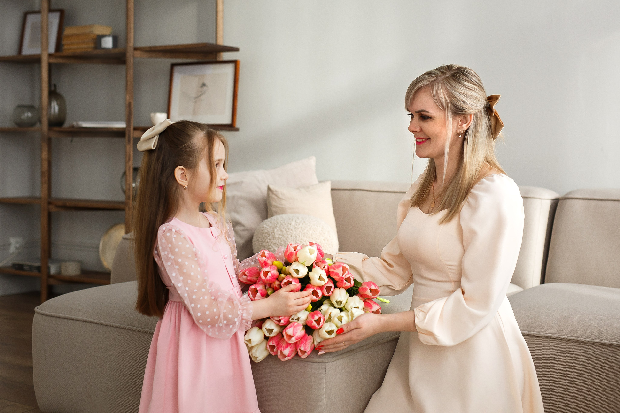 Весенние фотосессии в студии. Семейный фотограф в Брянске Александра Щербакова