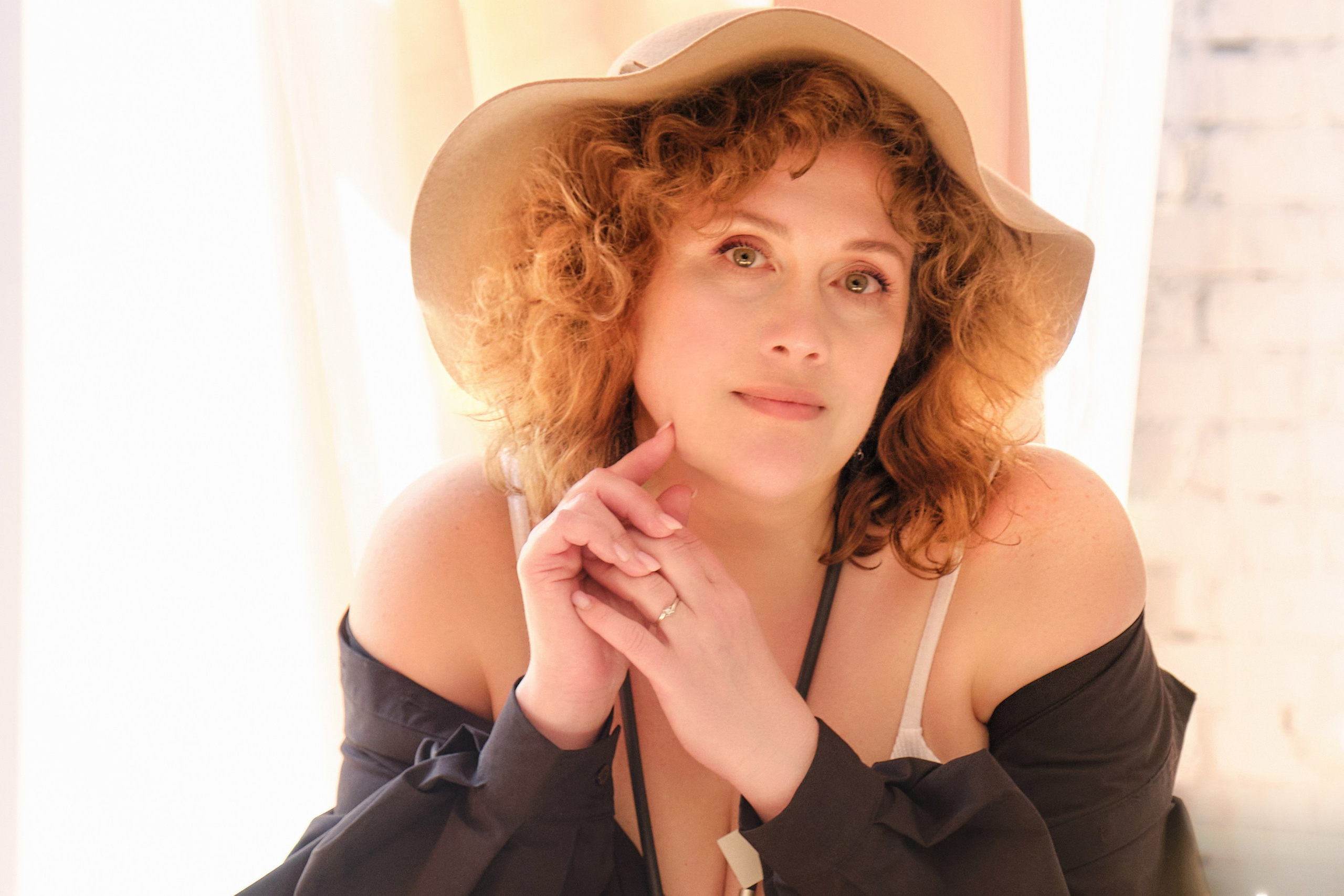 Фотосессия в самаре с макияжем и одеждой цена для девушки